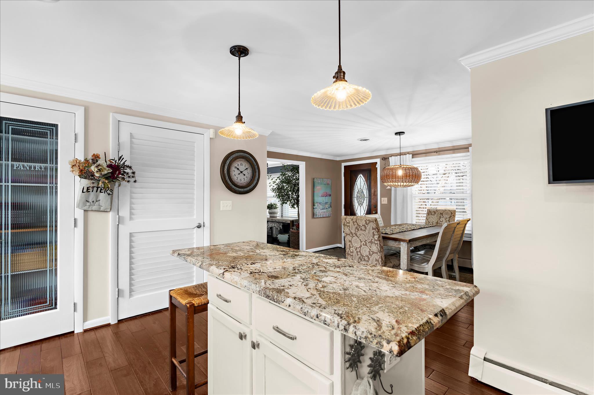 WEST MAGOTHY MANOR - Residential