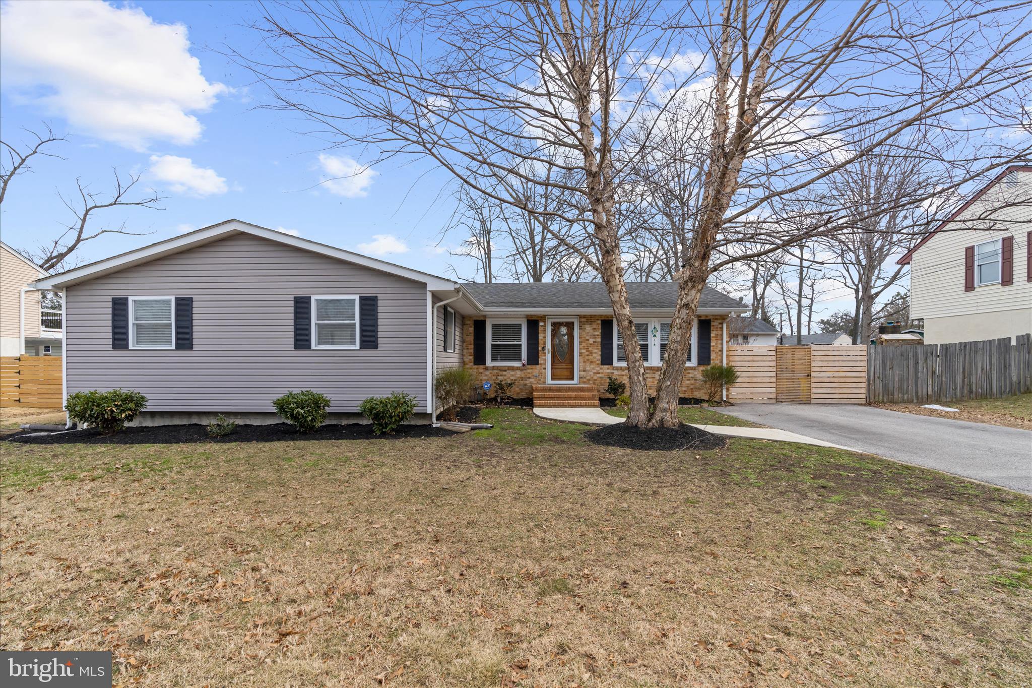 WEST MAGOTHY MANOR - Residential