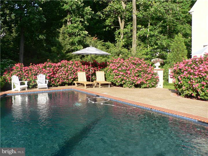 MAPLEWOODS - Residential