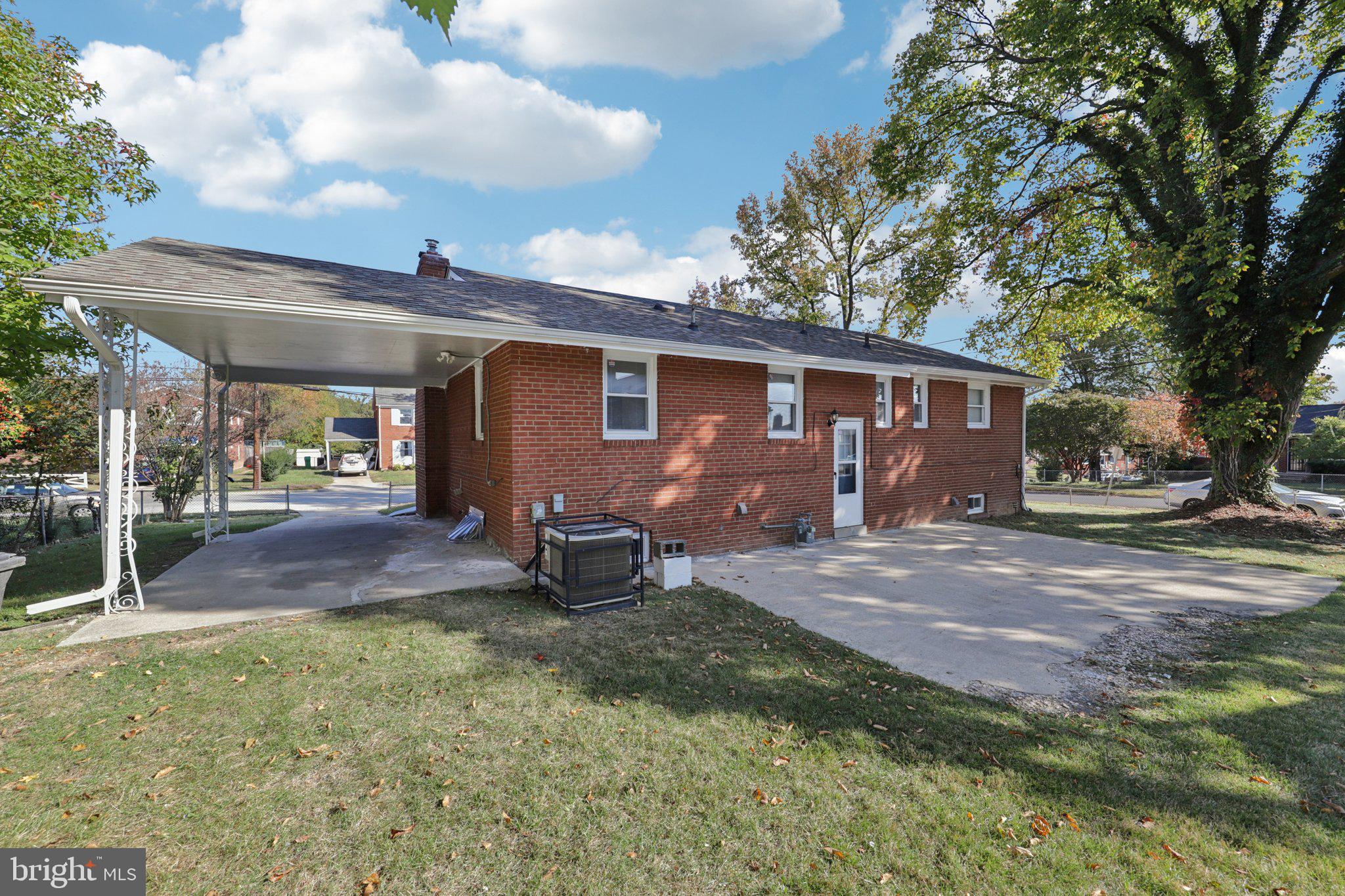 RIVER RIDGE ESTATES - Residential