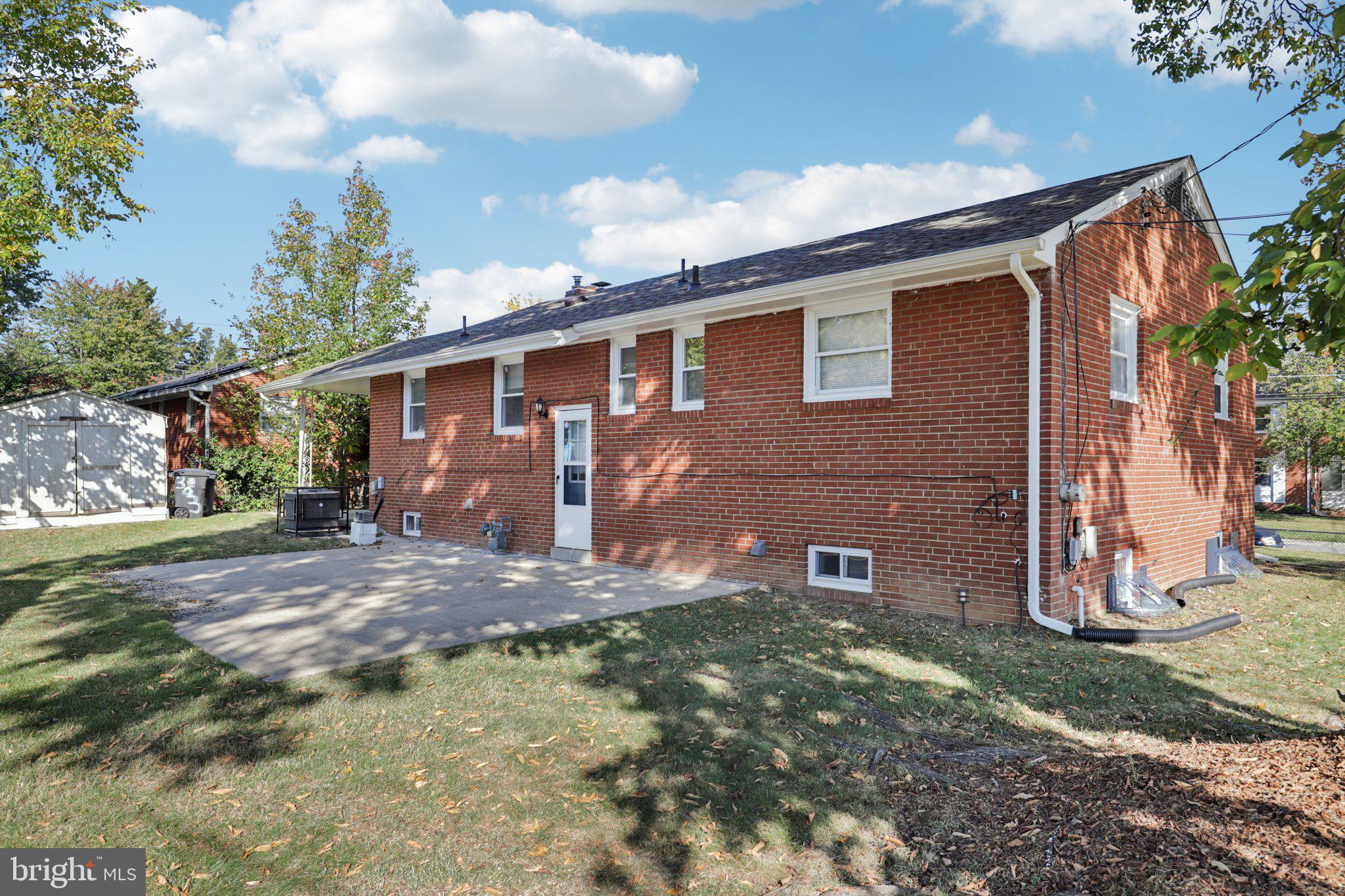 RIVER RIDGE ESTATES - Residential