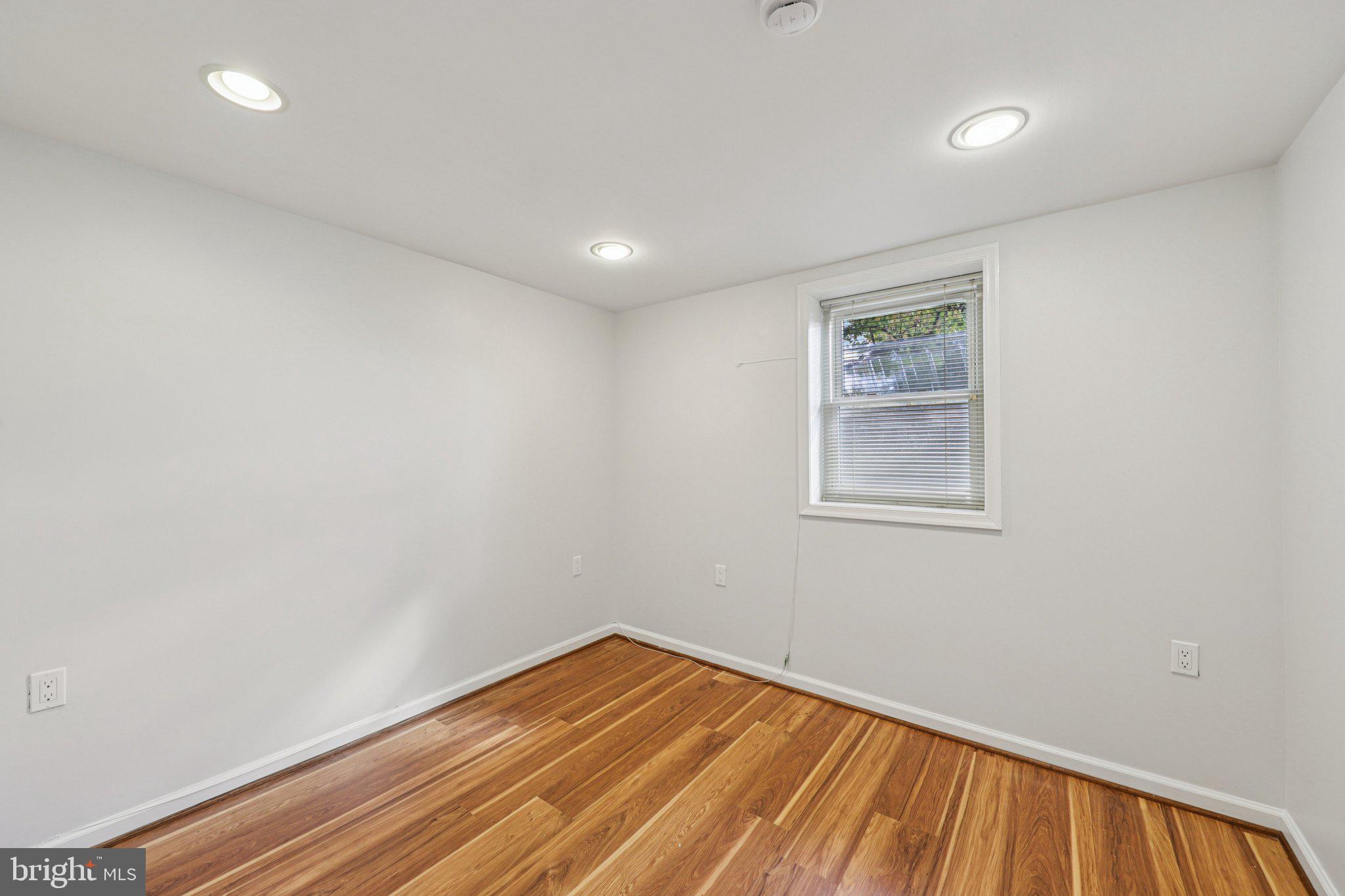 RIVER RIDGE ESTATES - Residential