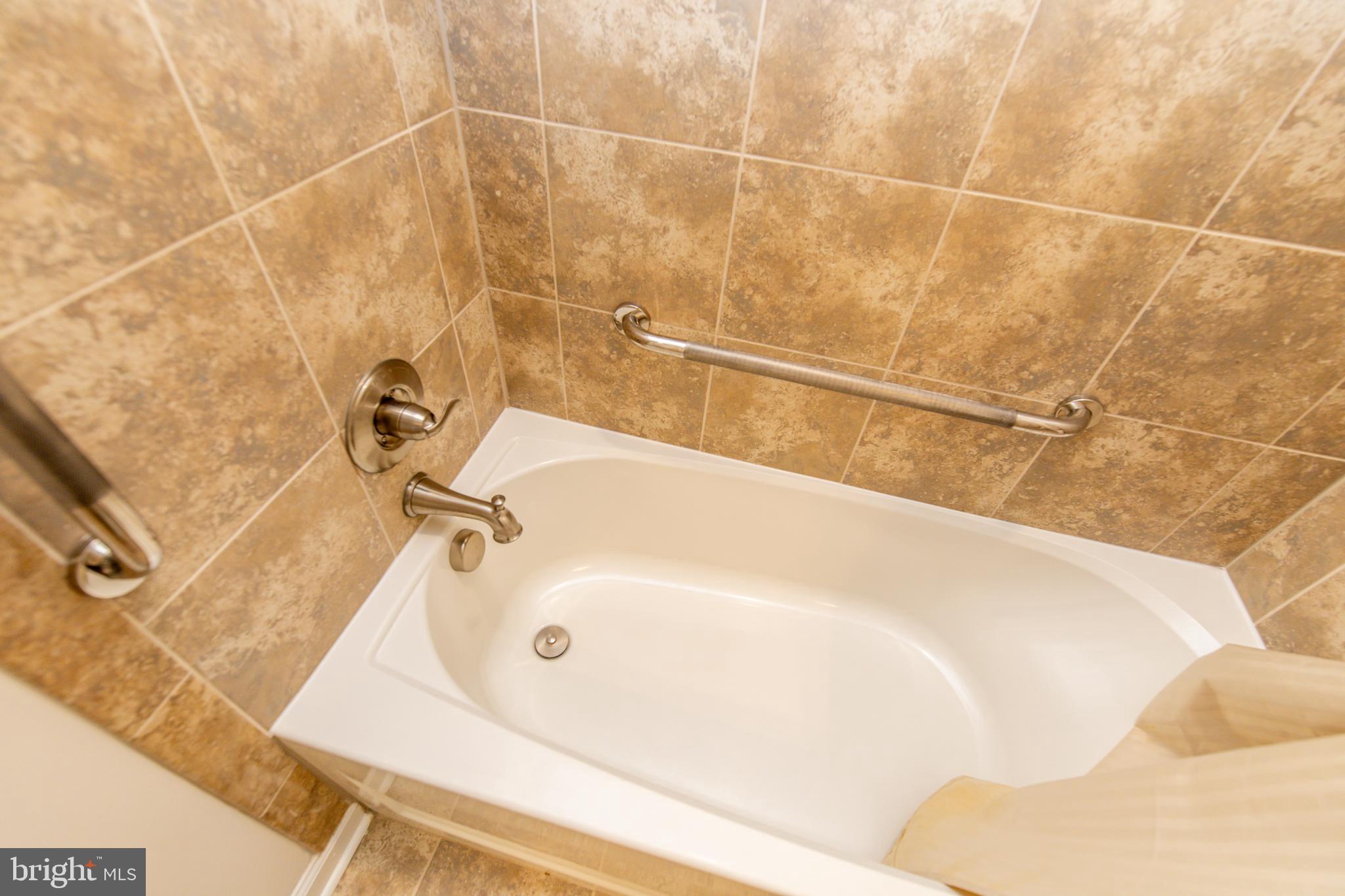 LINTON AT BALLENGER - Residential