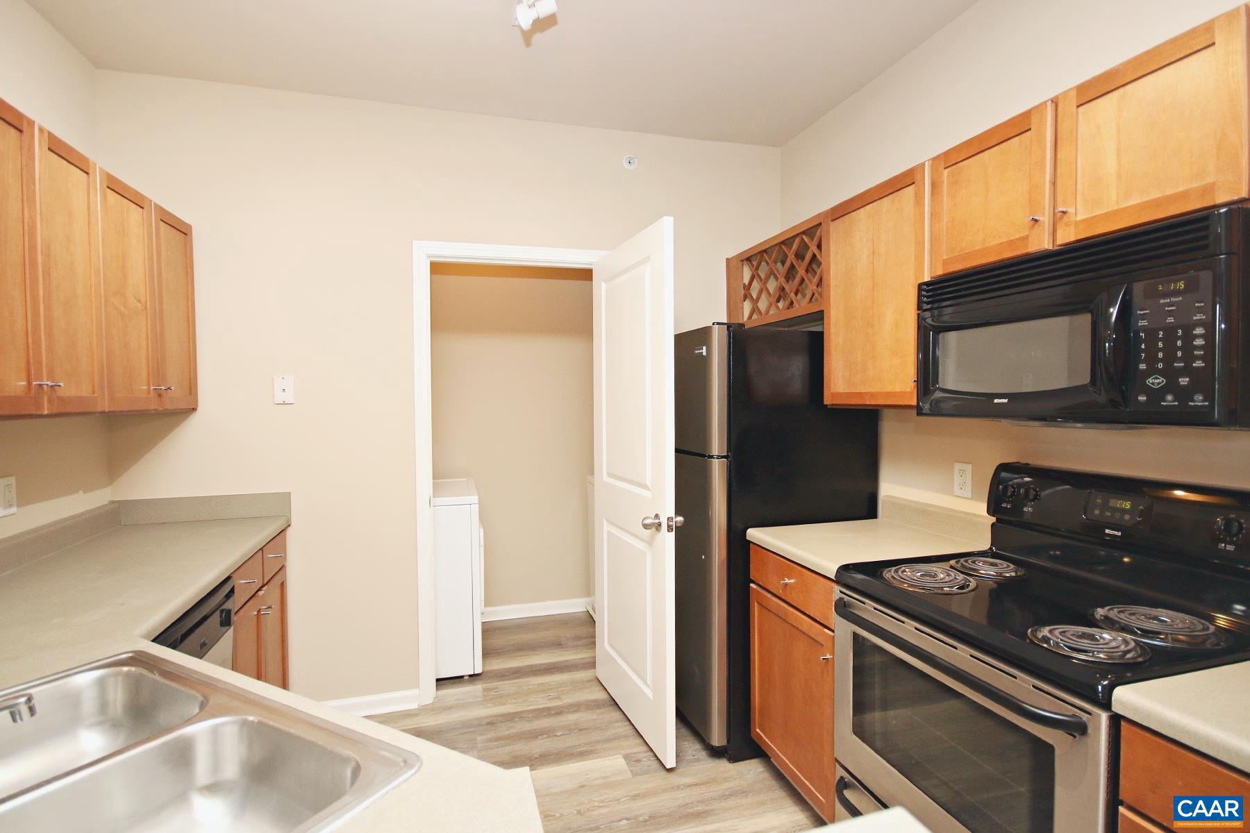 WALKER SQUARE CONDOS - Residential Lease