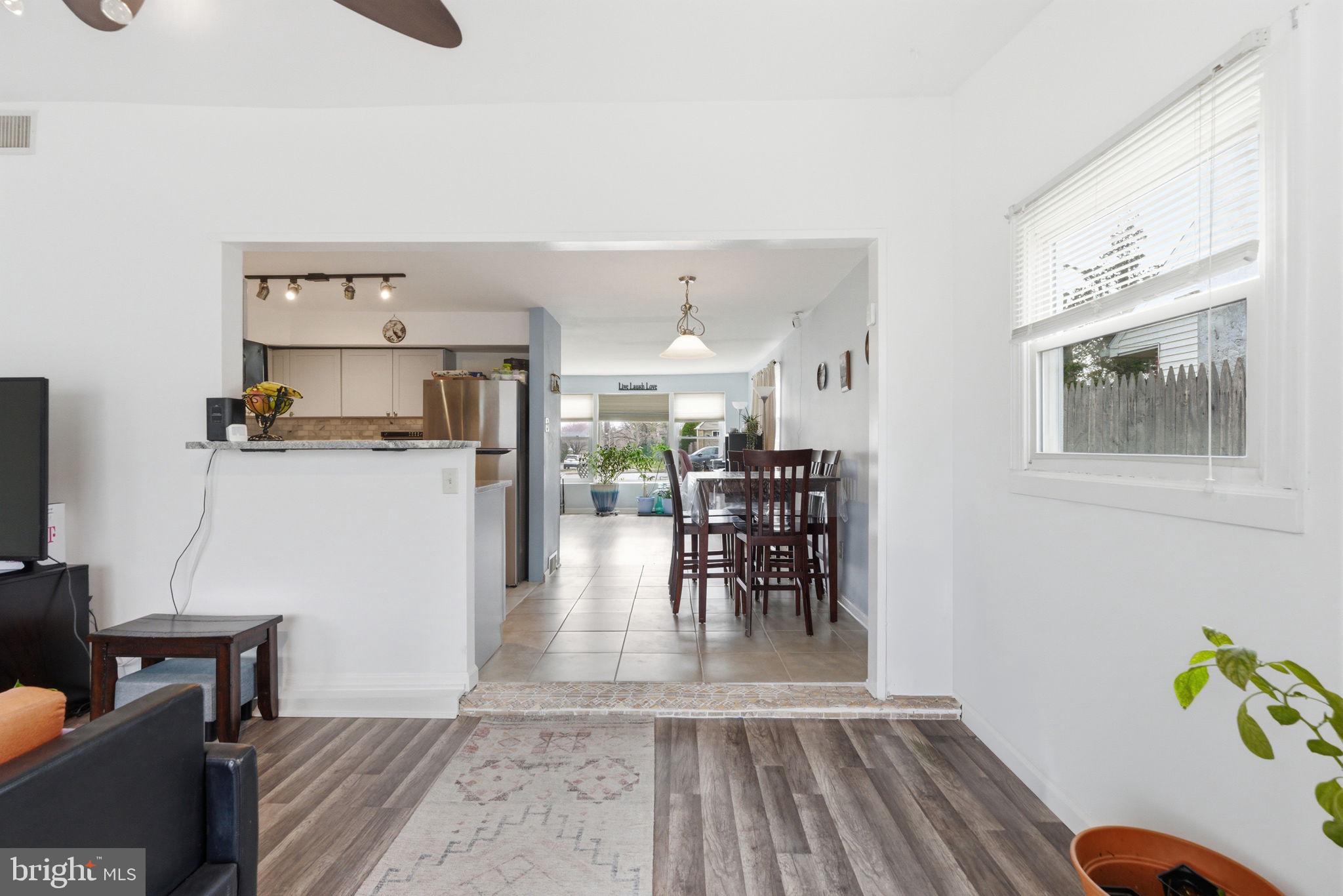 WHITEHALL - Residential