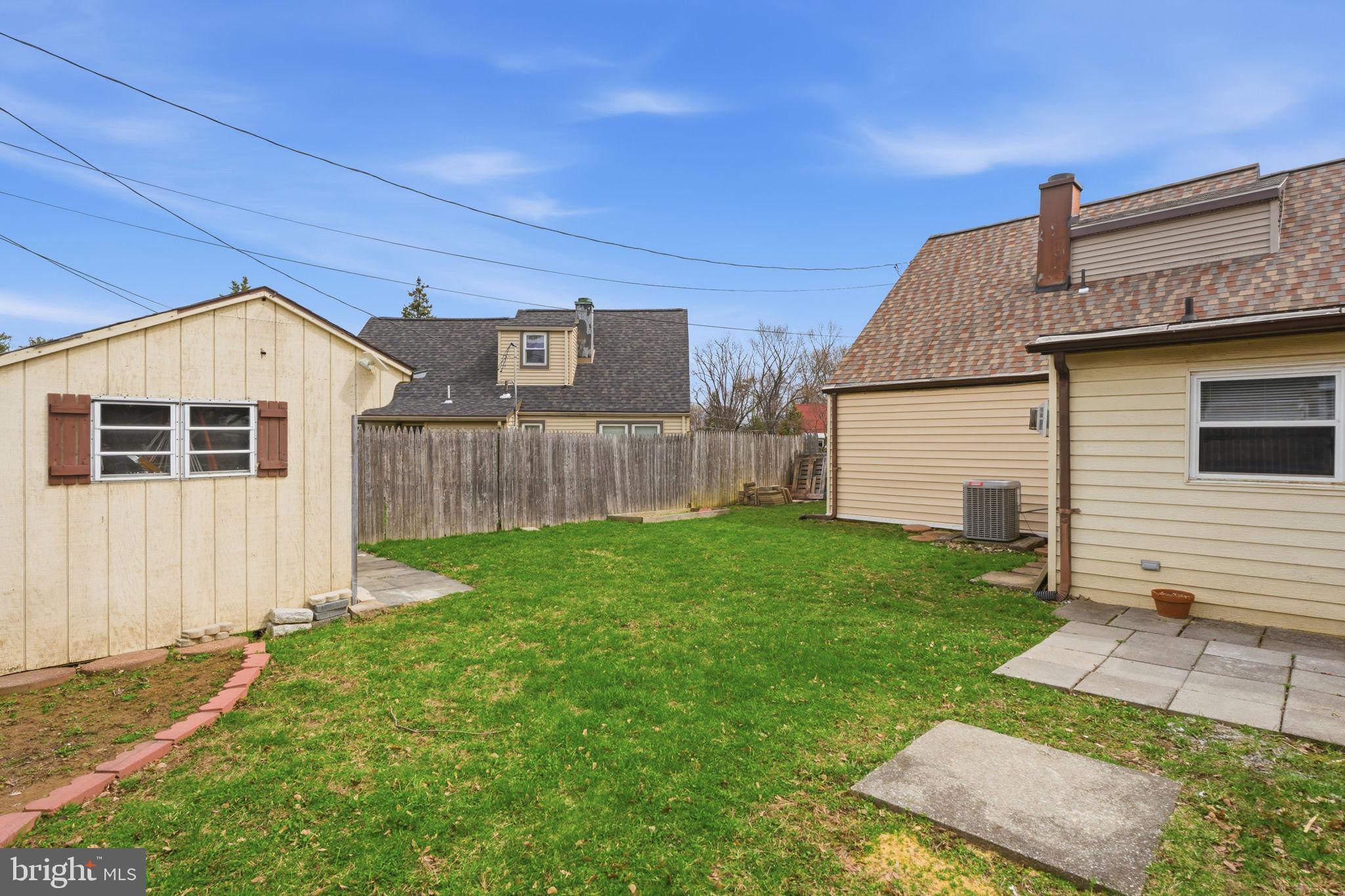 WHITEHALL - Residential