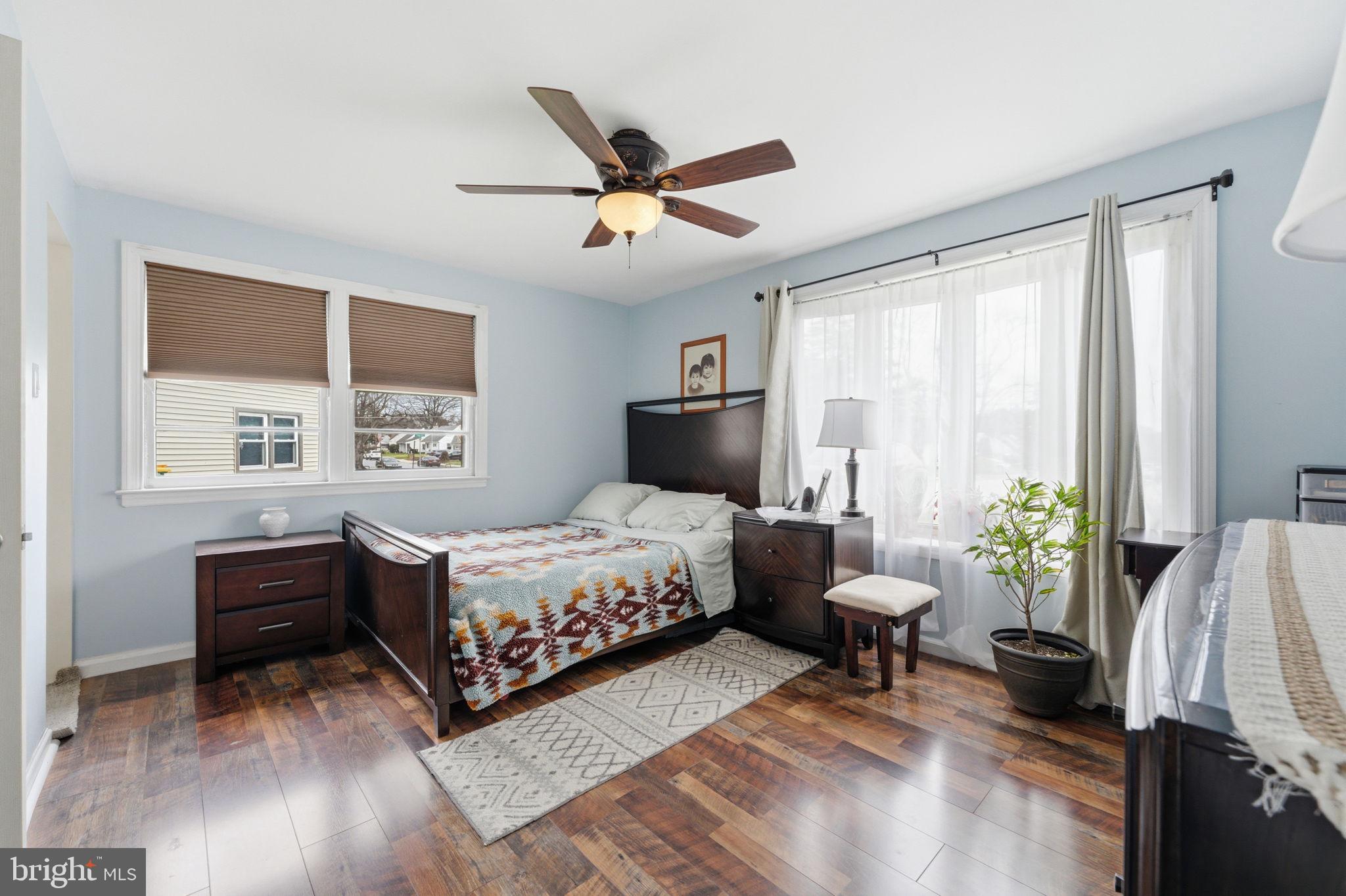 WHITEHALL - Residential