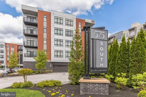 575 S Goddard Boulevard Unit 502, King Of Prussia, PA MLS: PAMC2153444