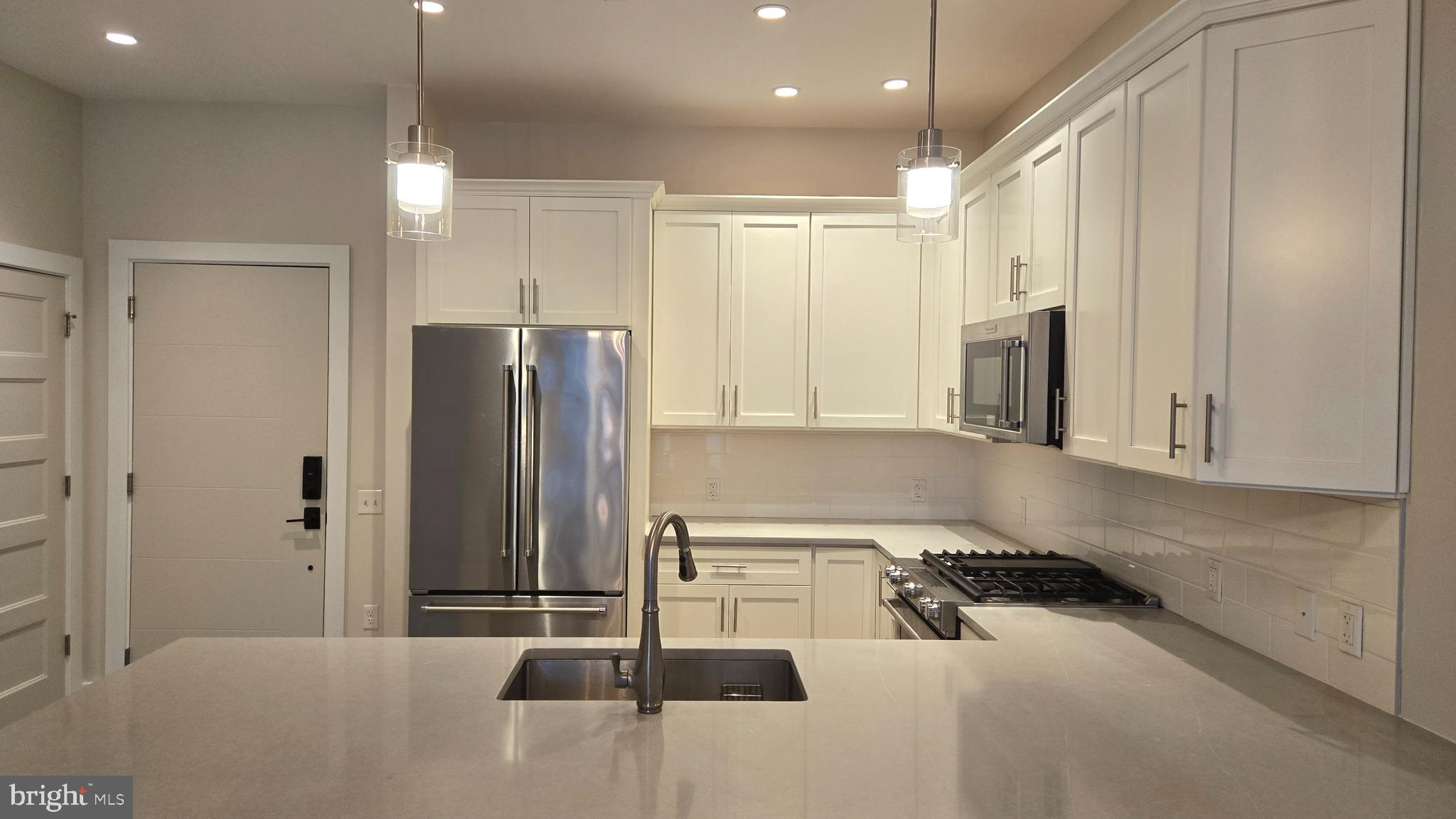 575 SOUTH CONDOS - Residential