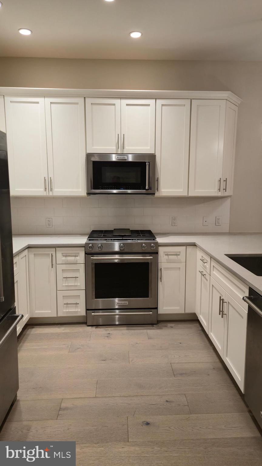 575 SOUTH CONDOS - Residential