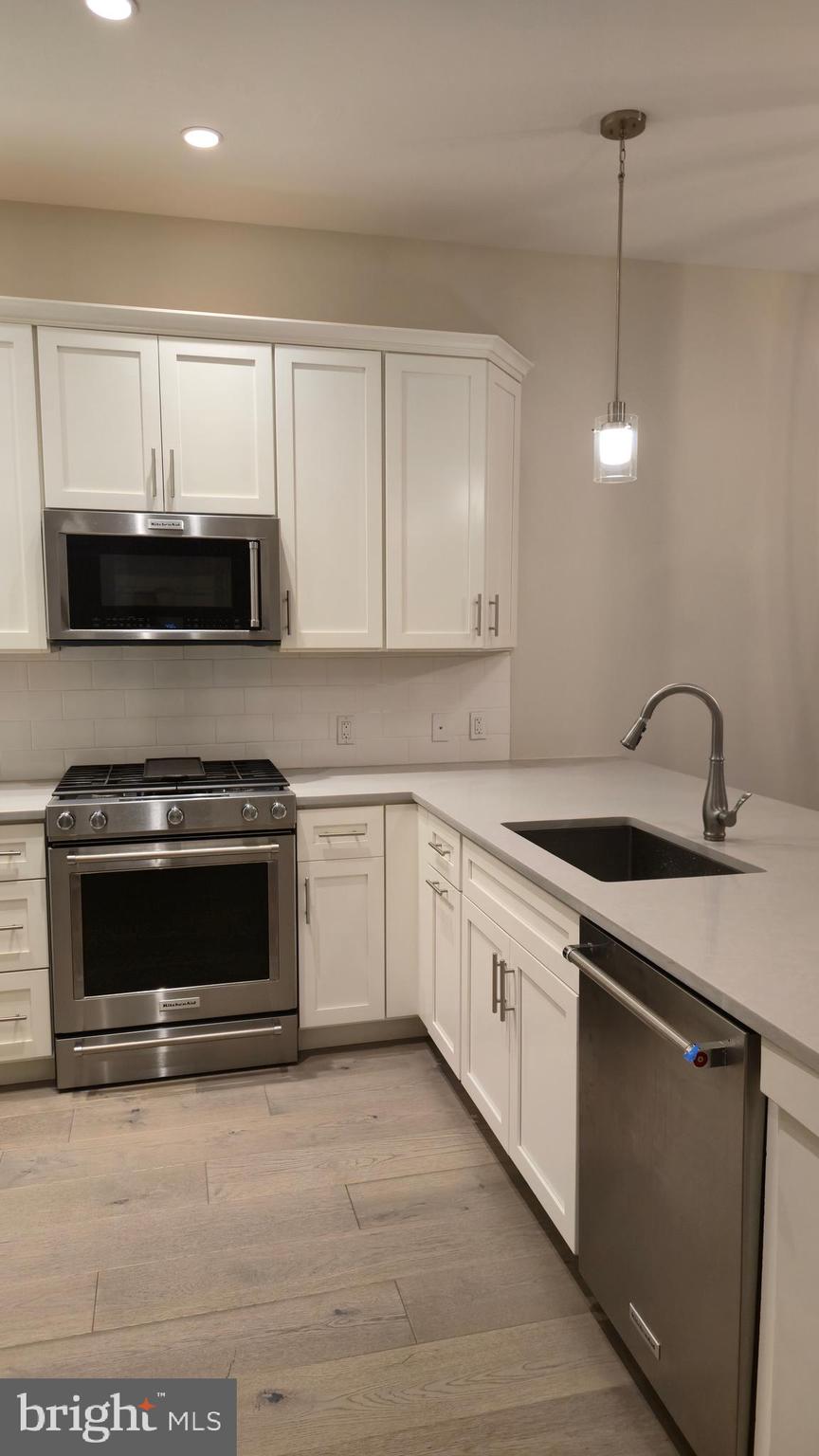 575 SOUTH CONDOS - Residential