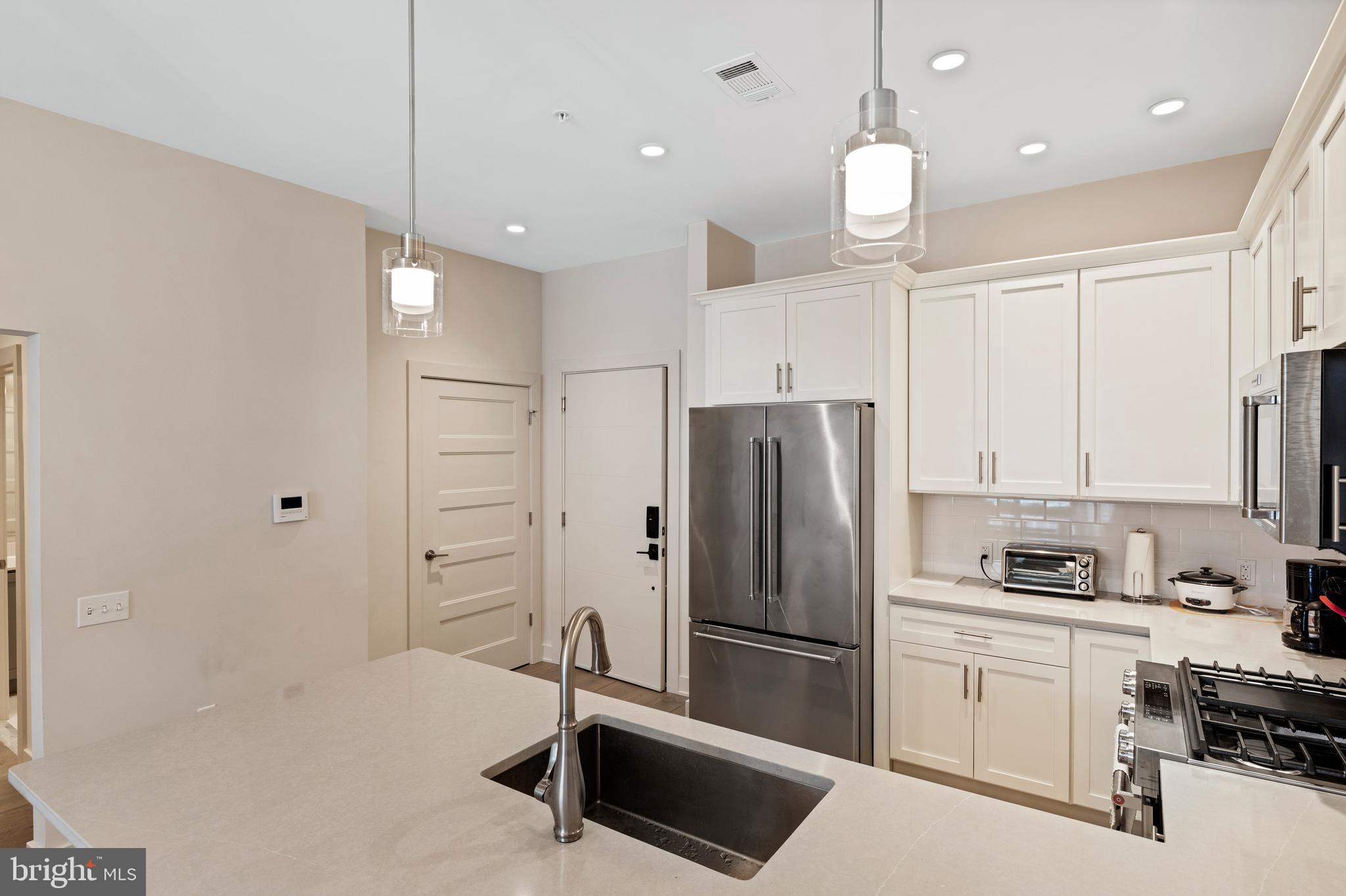 575 SOUTH CONDOS - Residential