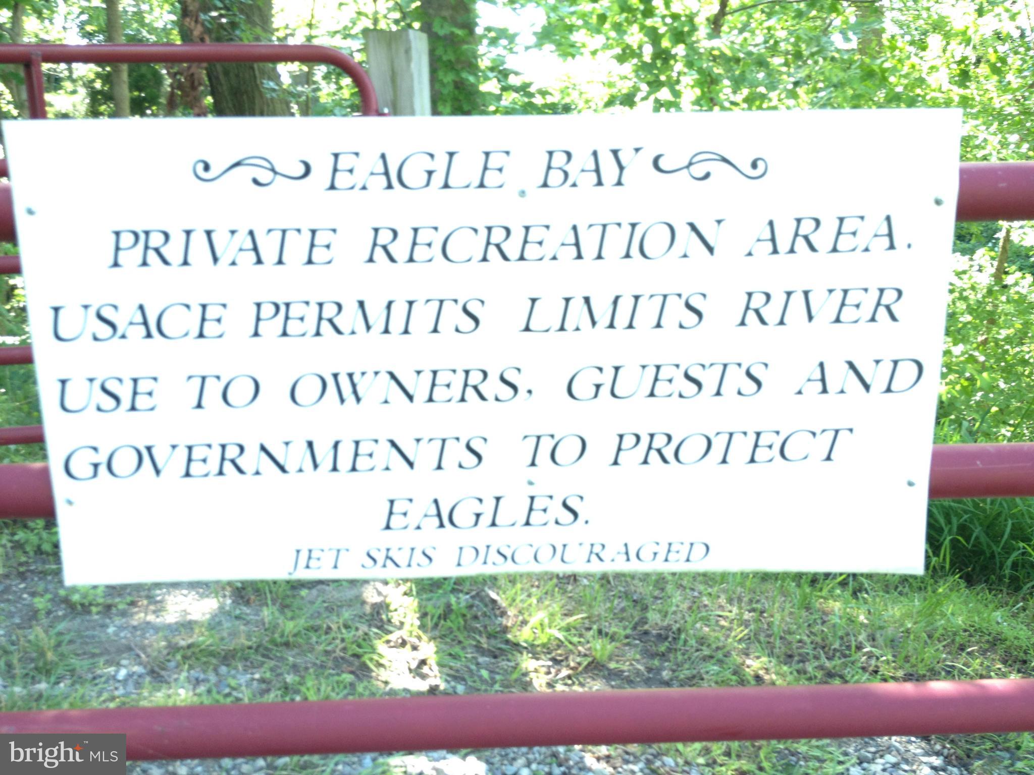 EAGLE BAY - Land