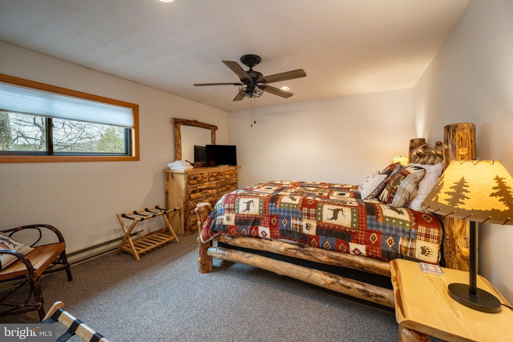 LAURELBROOK - Residential