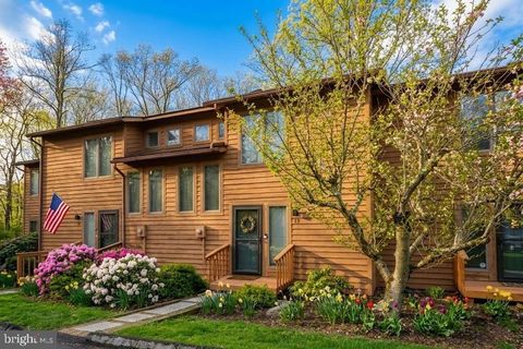 Townhouse For Sale - 13 Laurel Brook Drive #13<br/> OAKLAND, MD 21550