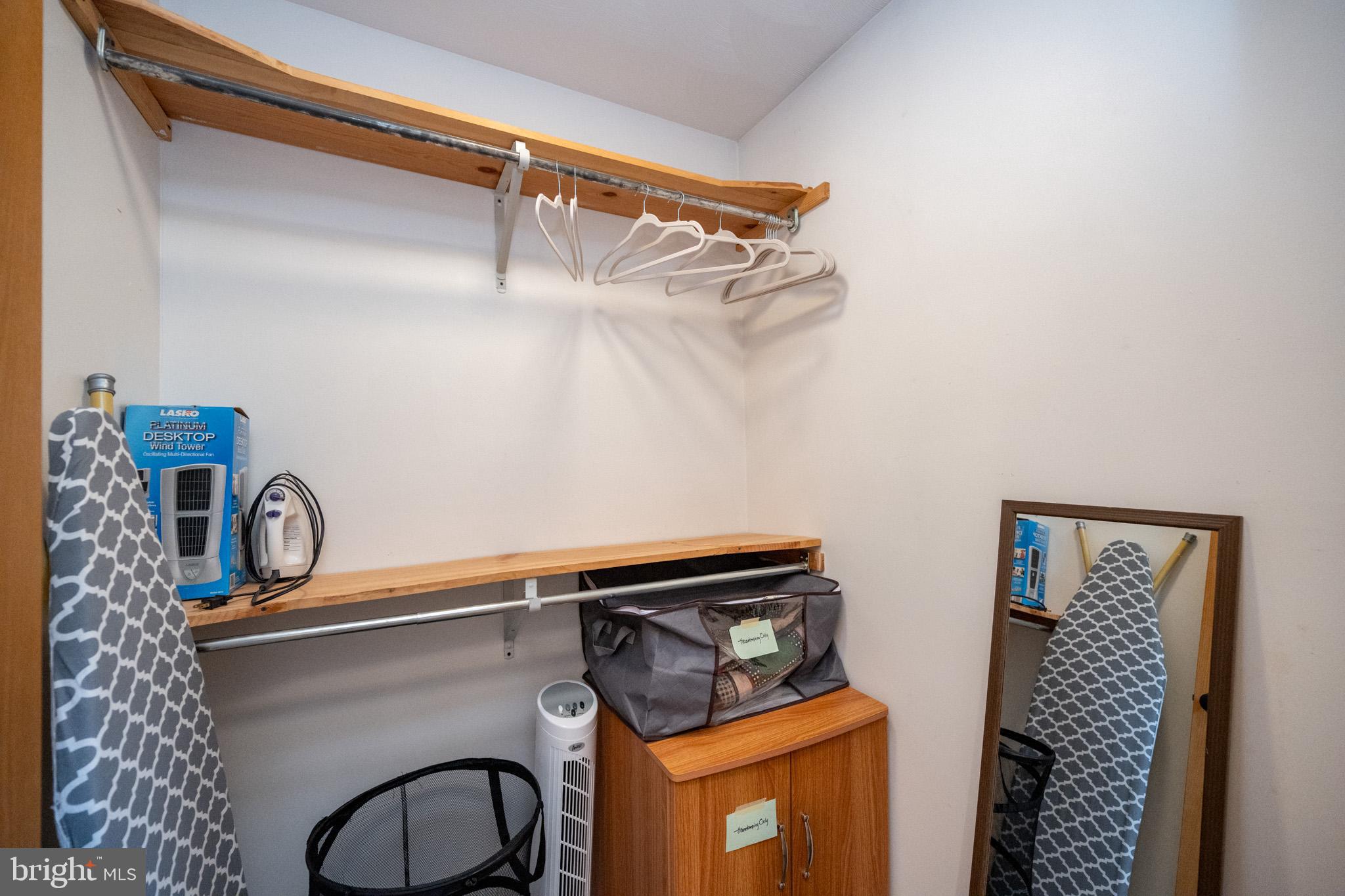 LAURELBROOK - Residential