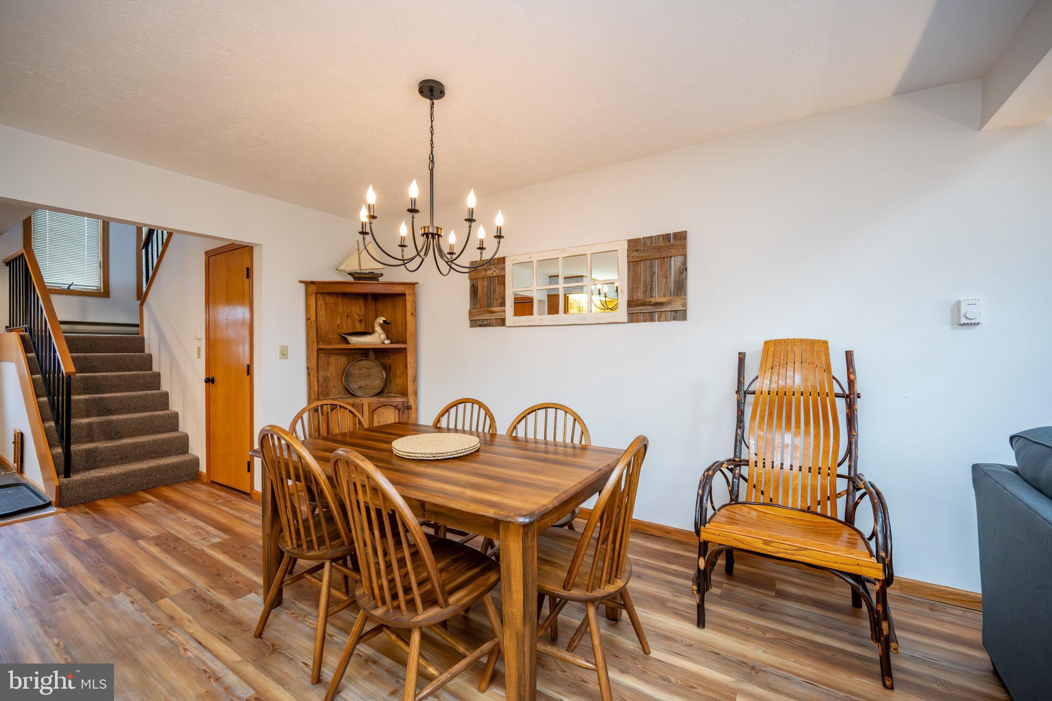 LAURELBROOK - Residential