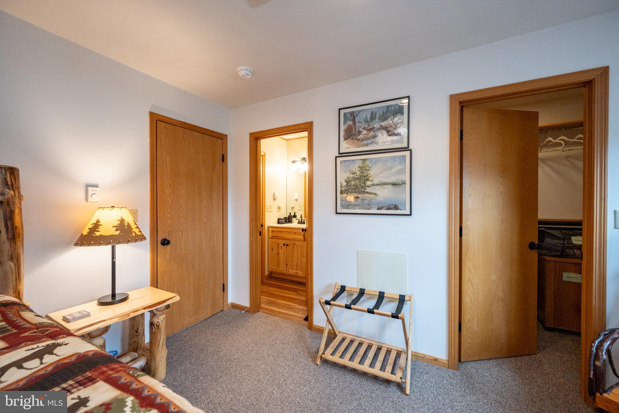 LAURELBROOK - Residential