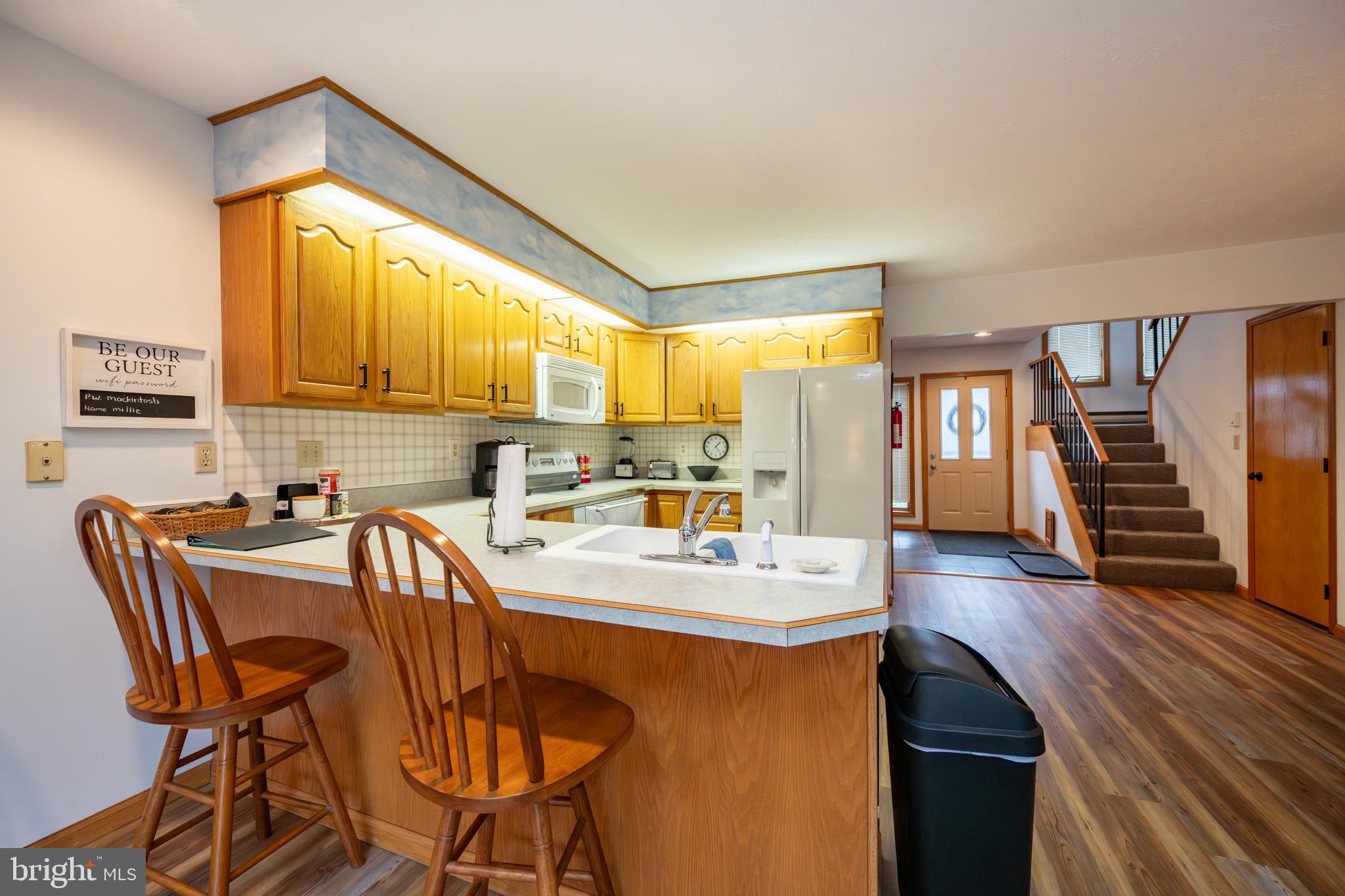 LAURELBROOK - Residential