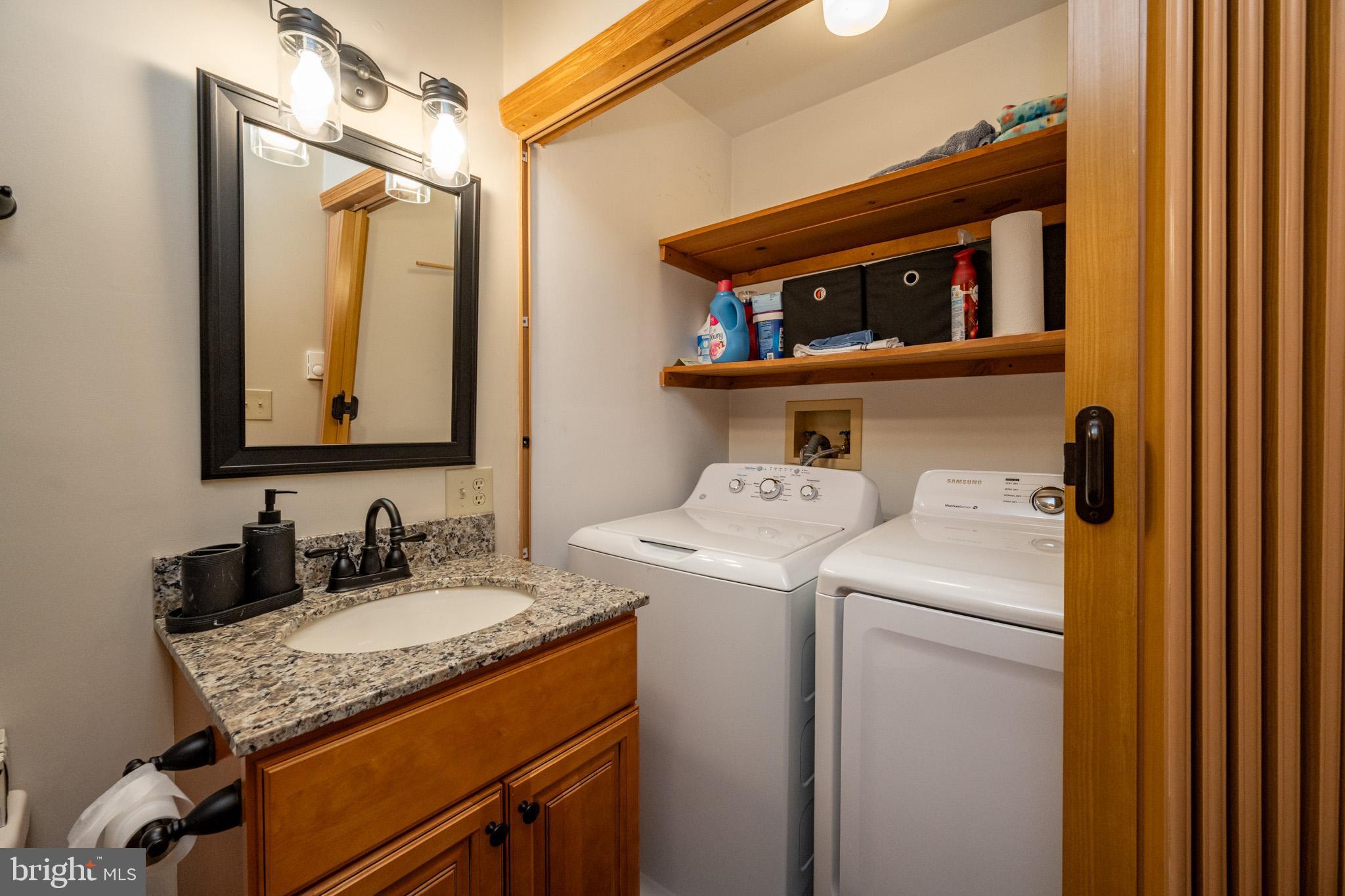 LAURELBROOK - Residential