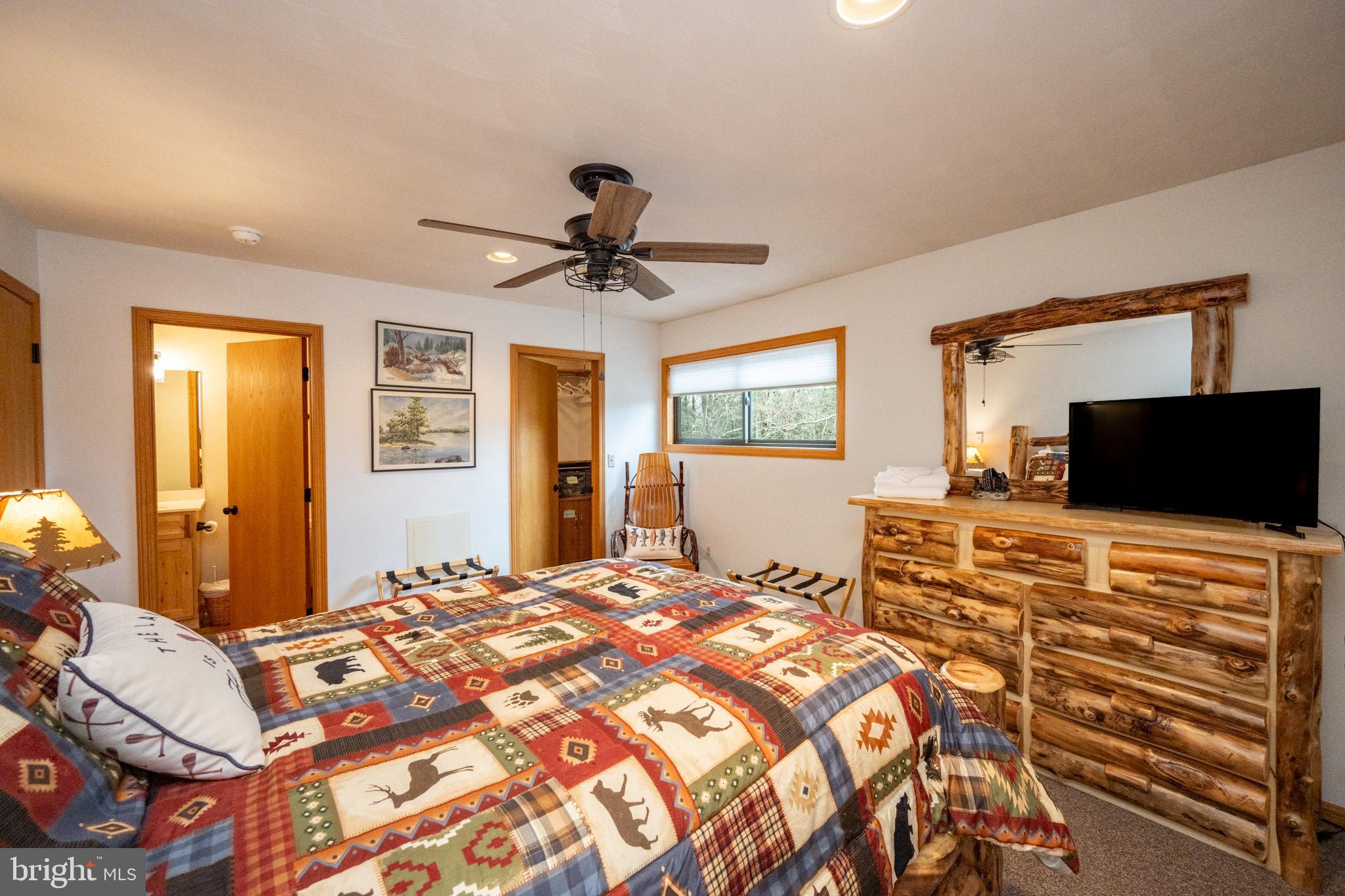 LAURELBROOK - Residential