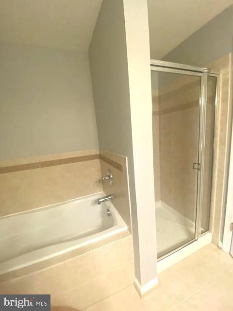 RIVER OAKS - Residential Lease