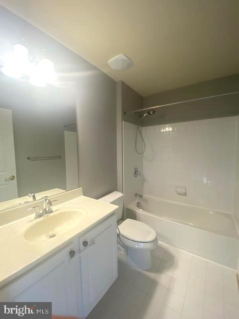 RIVER OAKS - Residential Lease