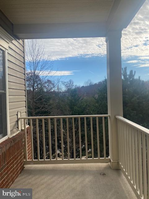 RIVER OAKS - Residential Lease