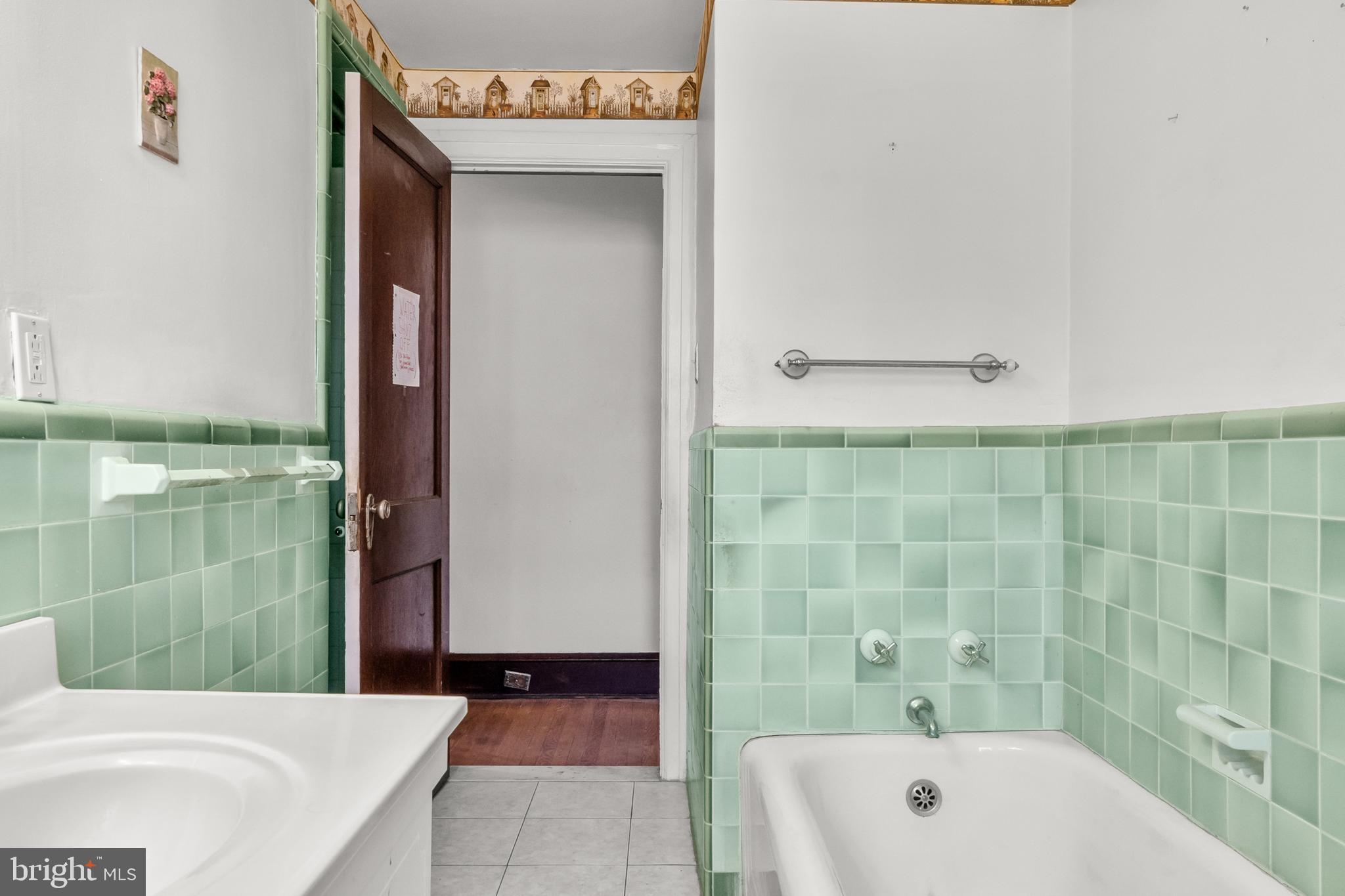 ARONIMINK - Residential