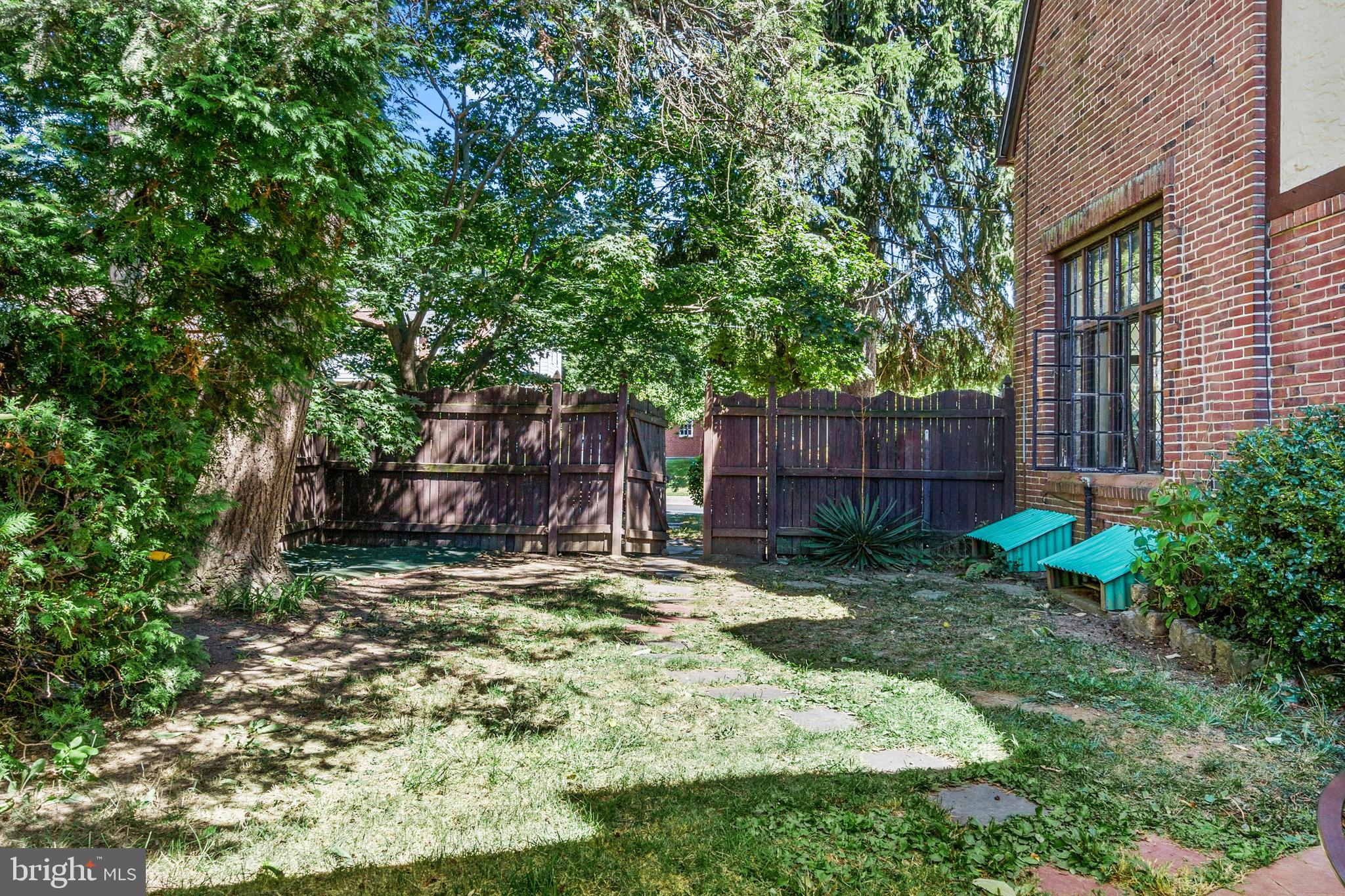 ARONIMINK - Residential