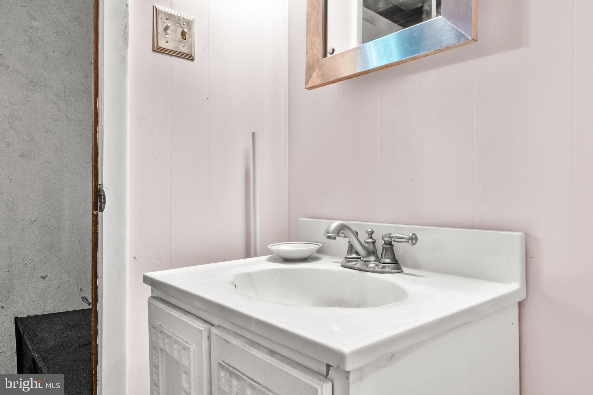 ARONIMINK - Residential