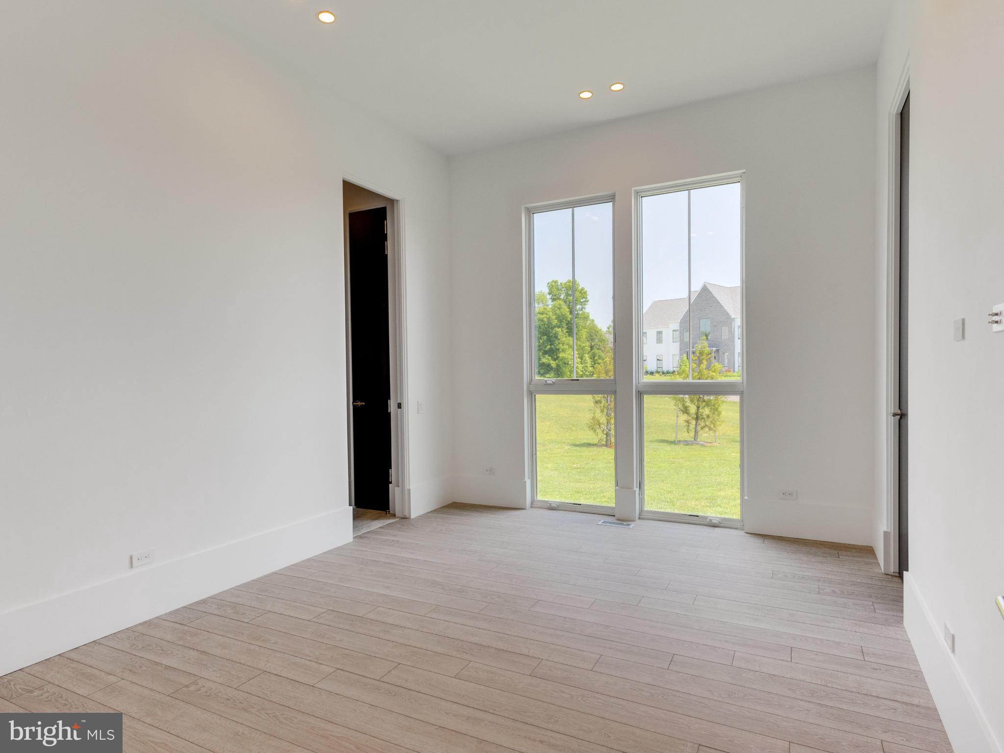 GRANT AT WILLOWSFORD - Residential