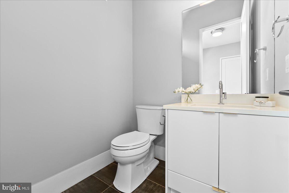 GARDEN CITY - Residential