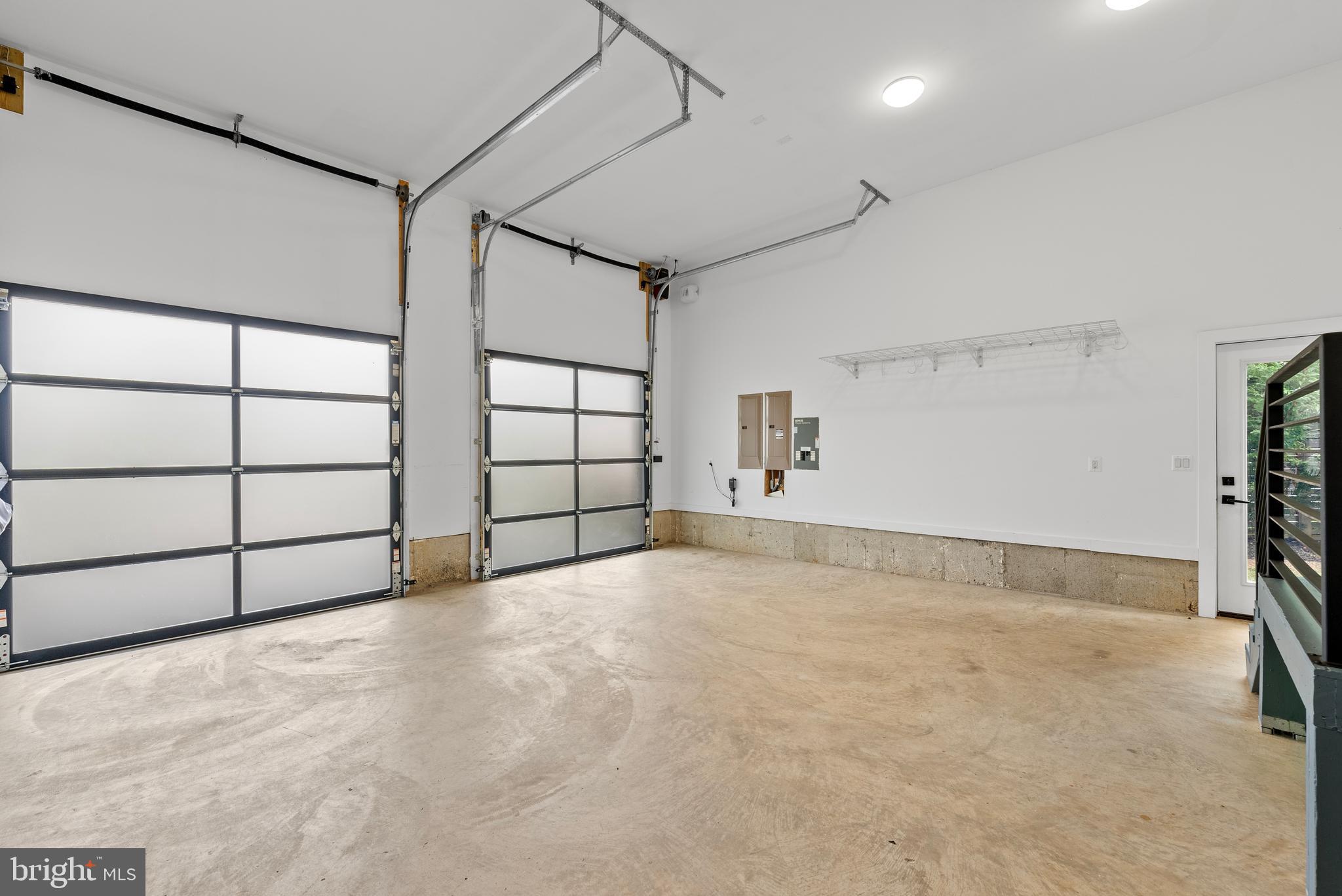 GARDEN CITY - Residential