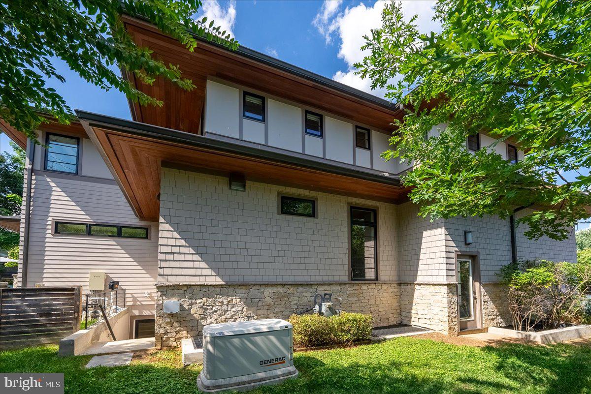 GARDEN CITY - Residential