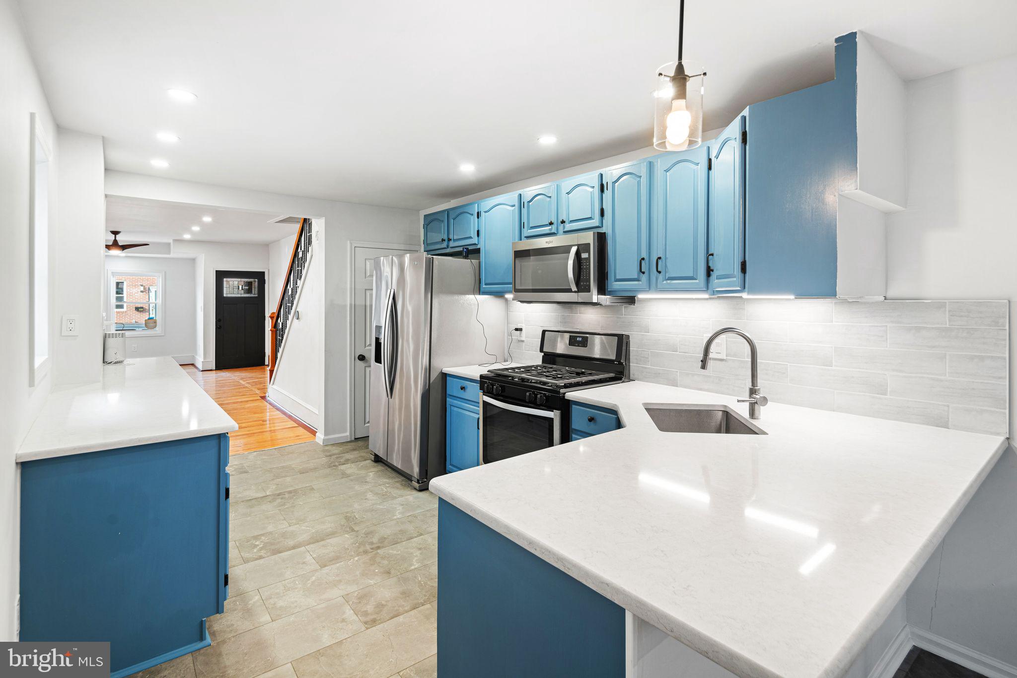 POINT BREEZE - Residential