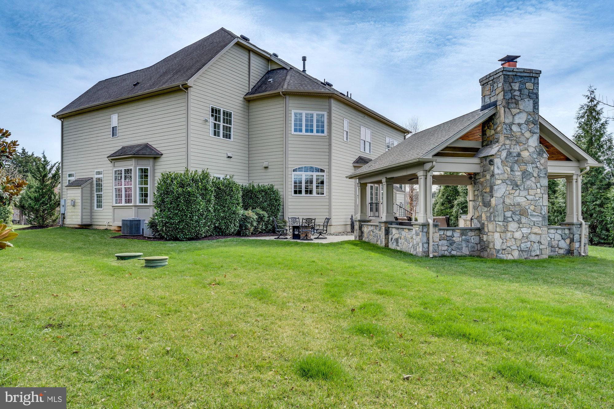 WILLOW OAKS - Residential