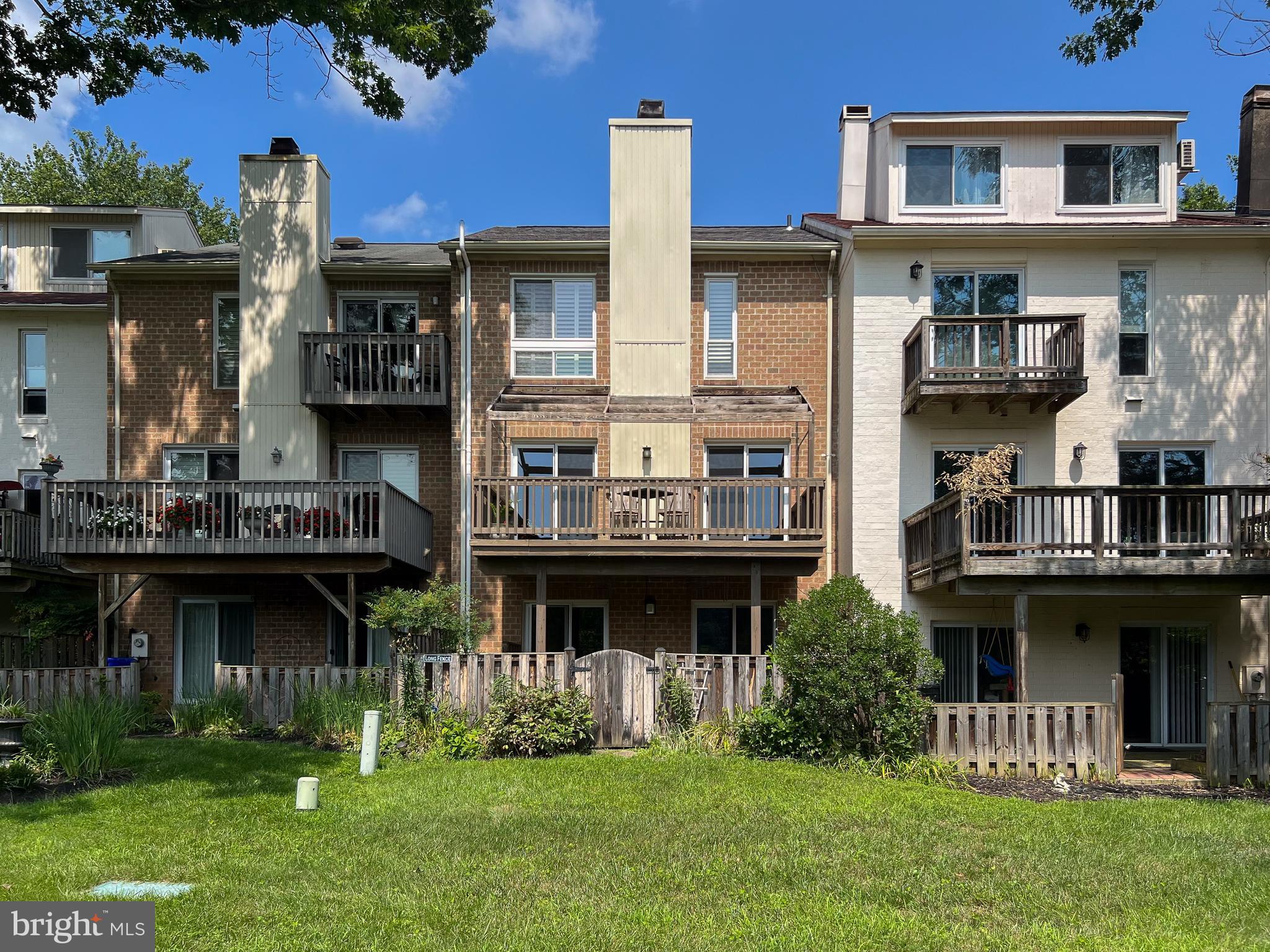 VILLAGE OF OWEN BROWN - Residential Lease