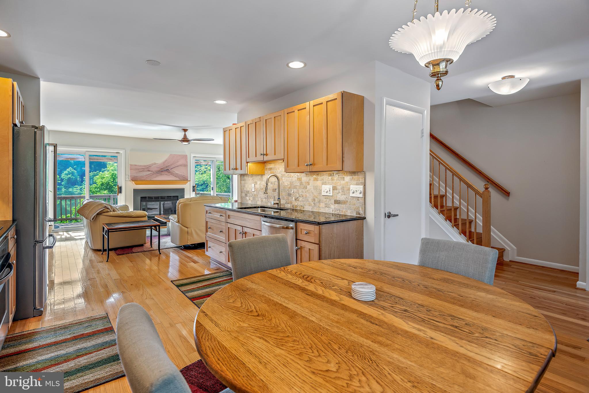 VILLAGE OF OWEN BROWN - Residential Lease