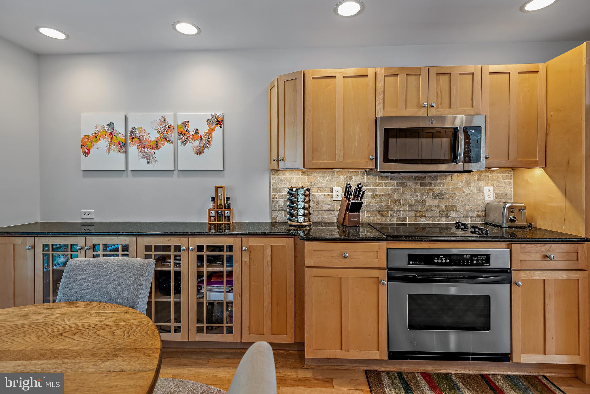 VILLAGE OF OWEN BROWN - Residential Lease