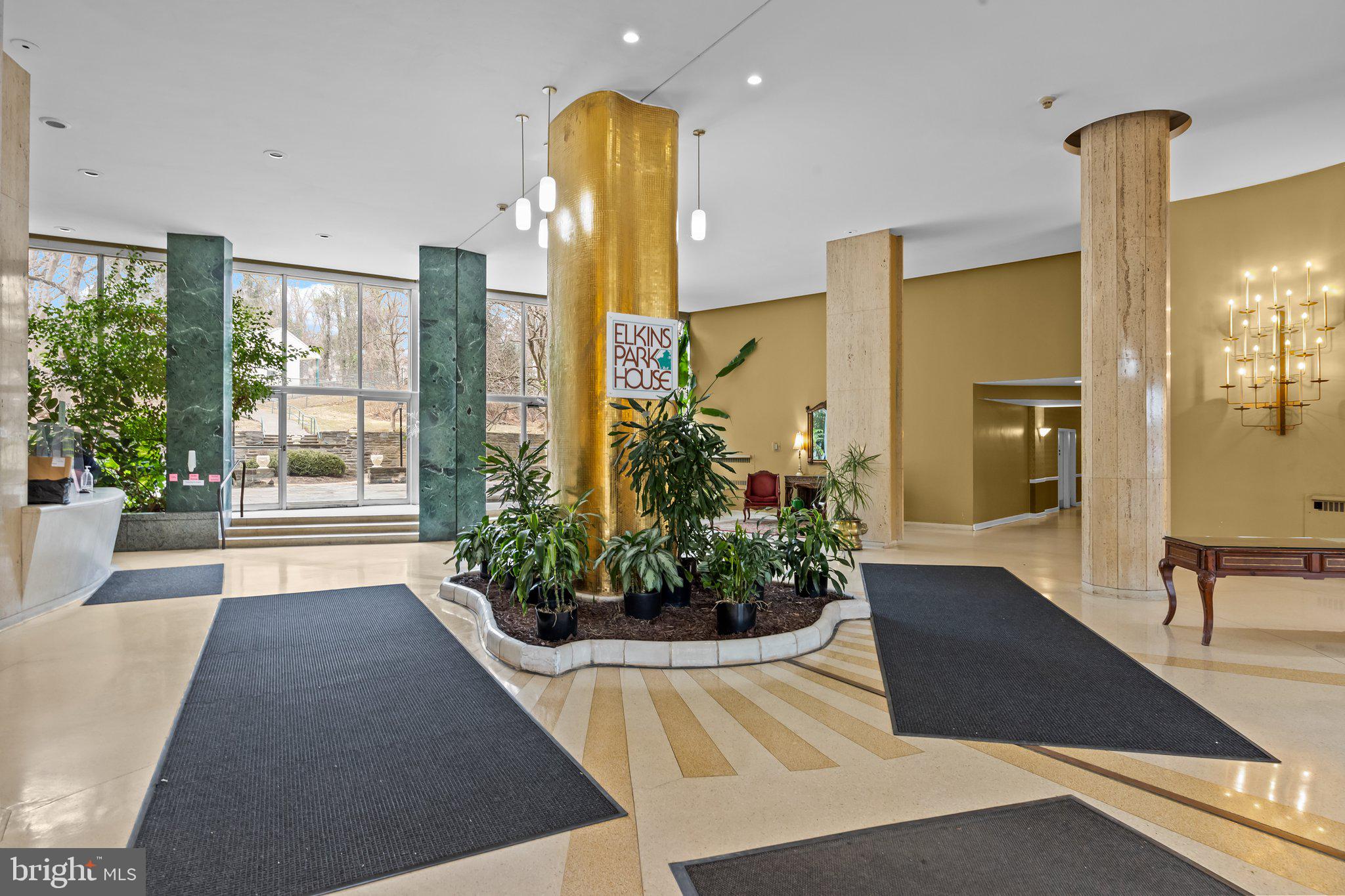 ELKINS PARK HOUSE - Residential