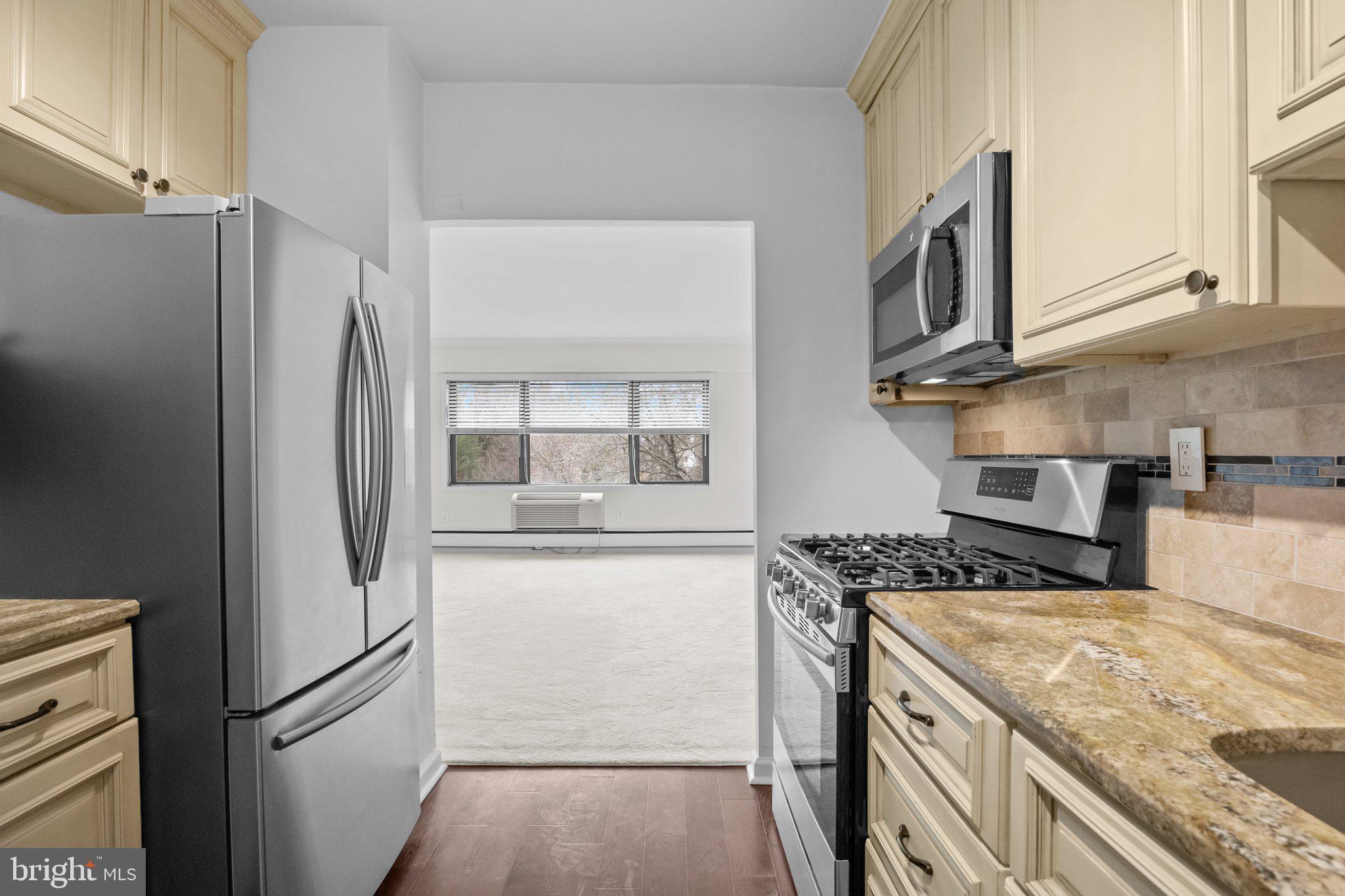 ELKINS PARK HOUSE - Residential