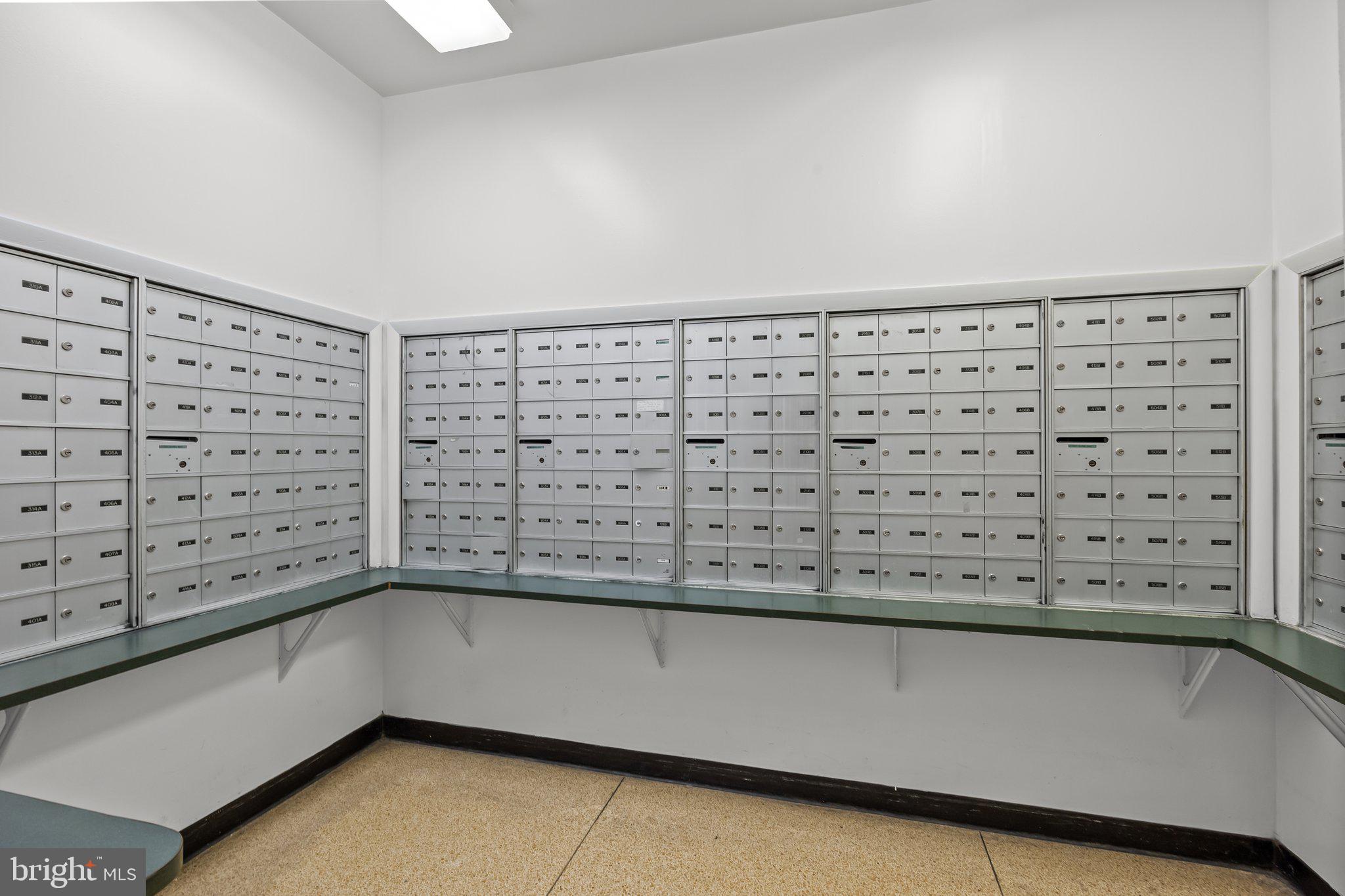 ELKINS PARK HOUSE - Residential