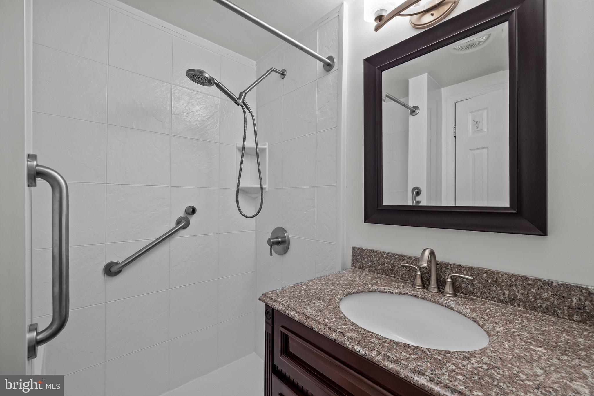 ELKINS PARK HOUSE - Residential