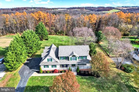 3674 EAGLE RIDGE COURT HANOVER PA 17331