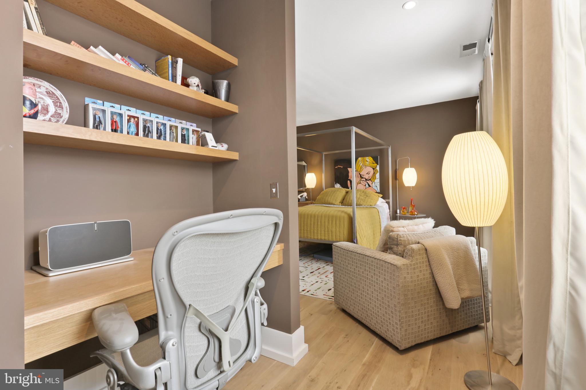 MOUNT VERNON PLACE HISTORIC DISTRICT - Commercial Sale