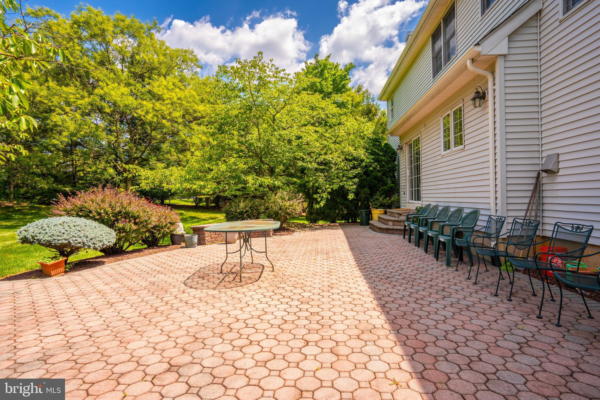 31 SAPPHIRE DRIVE