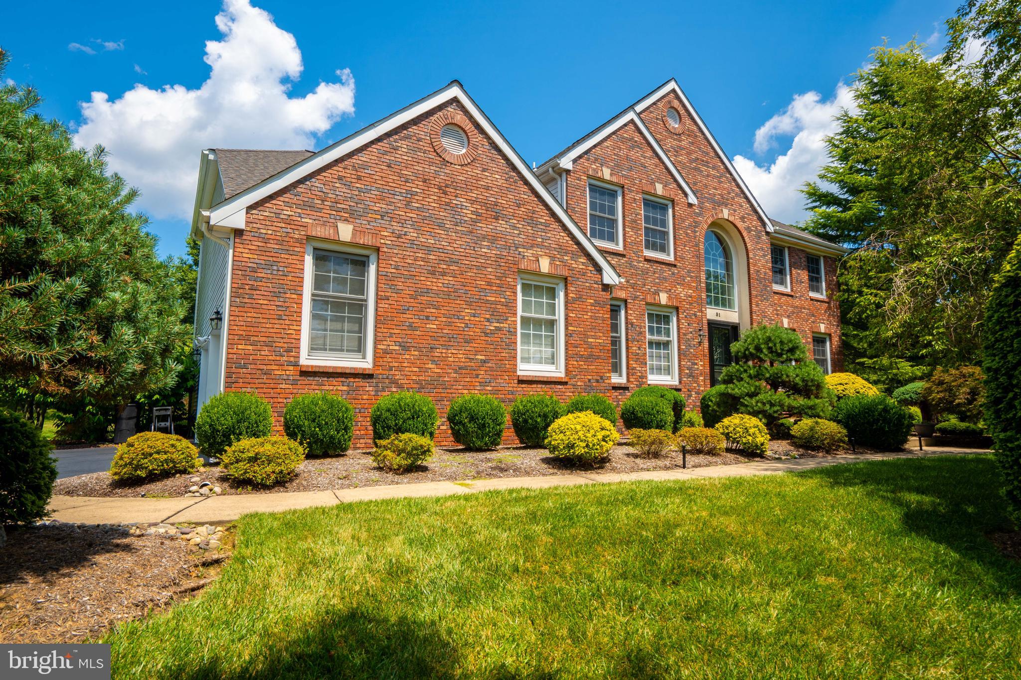 31 SAPPHIRE DRIVE