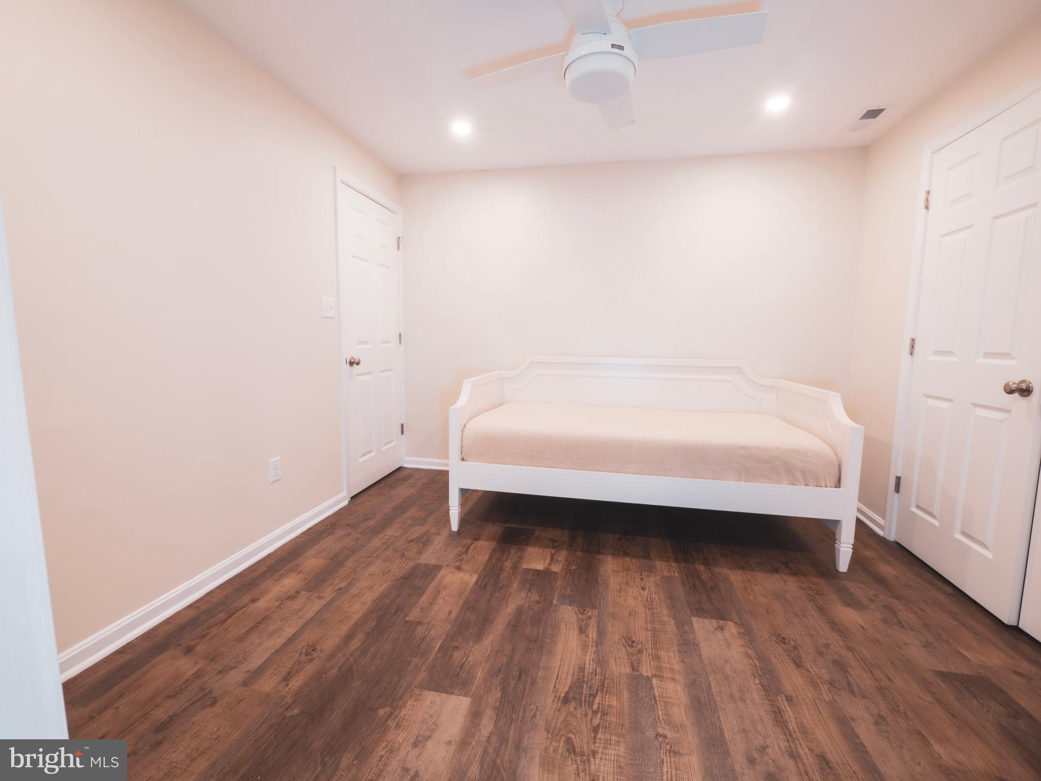 WALNUT SPRINGS ESTATES - Residential