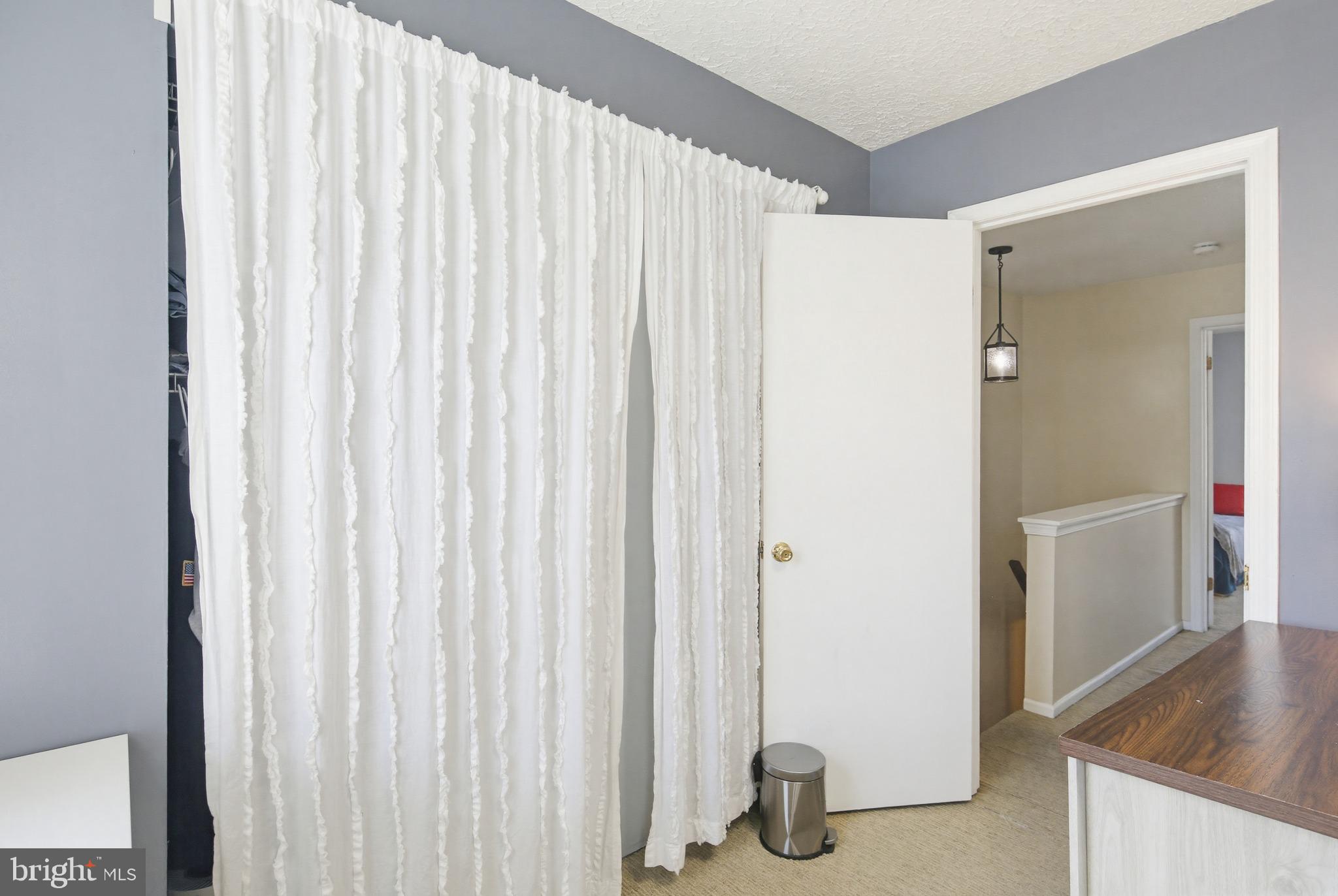 MARBLE HILL - Residential